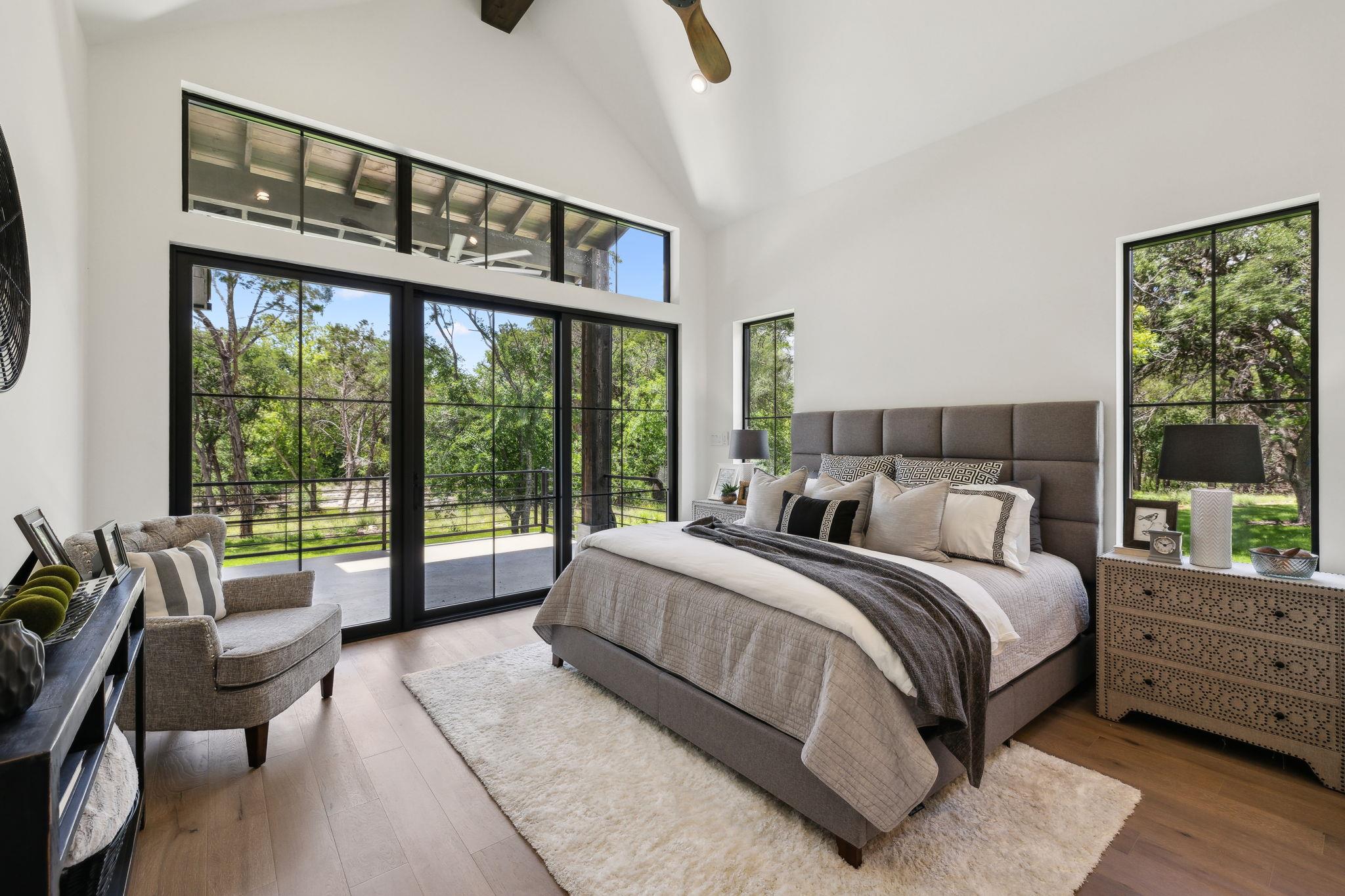 236 Riverfront Dr, New Braunfels, TX 78132