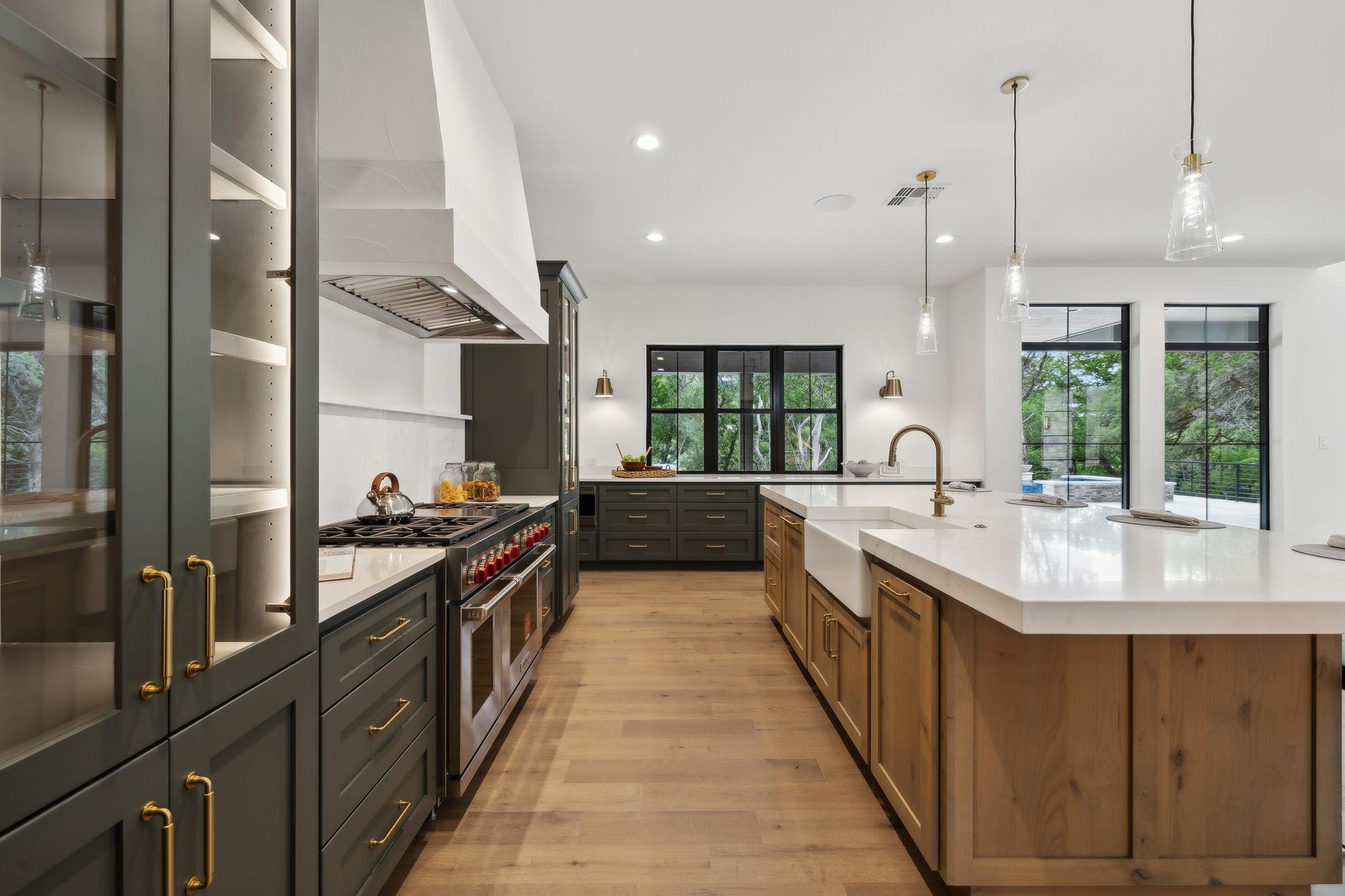 236 Riverfront Dr, New Braunfels, TX 78132