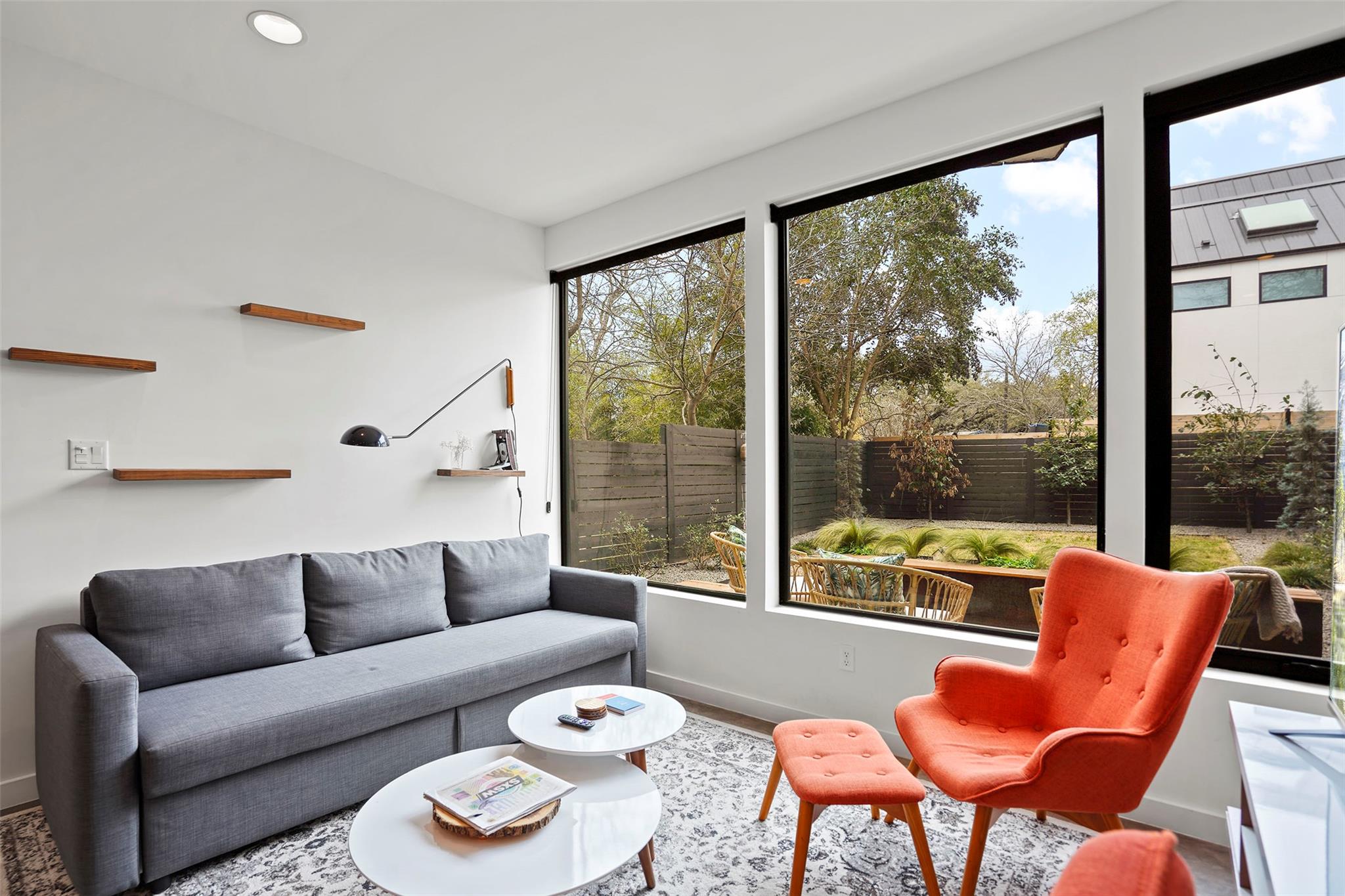 909 W Johanna St # A, Austin, TX 78704