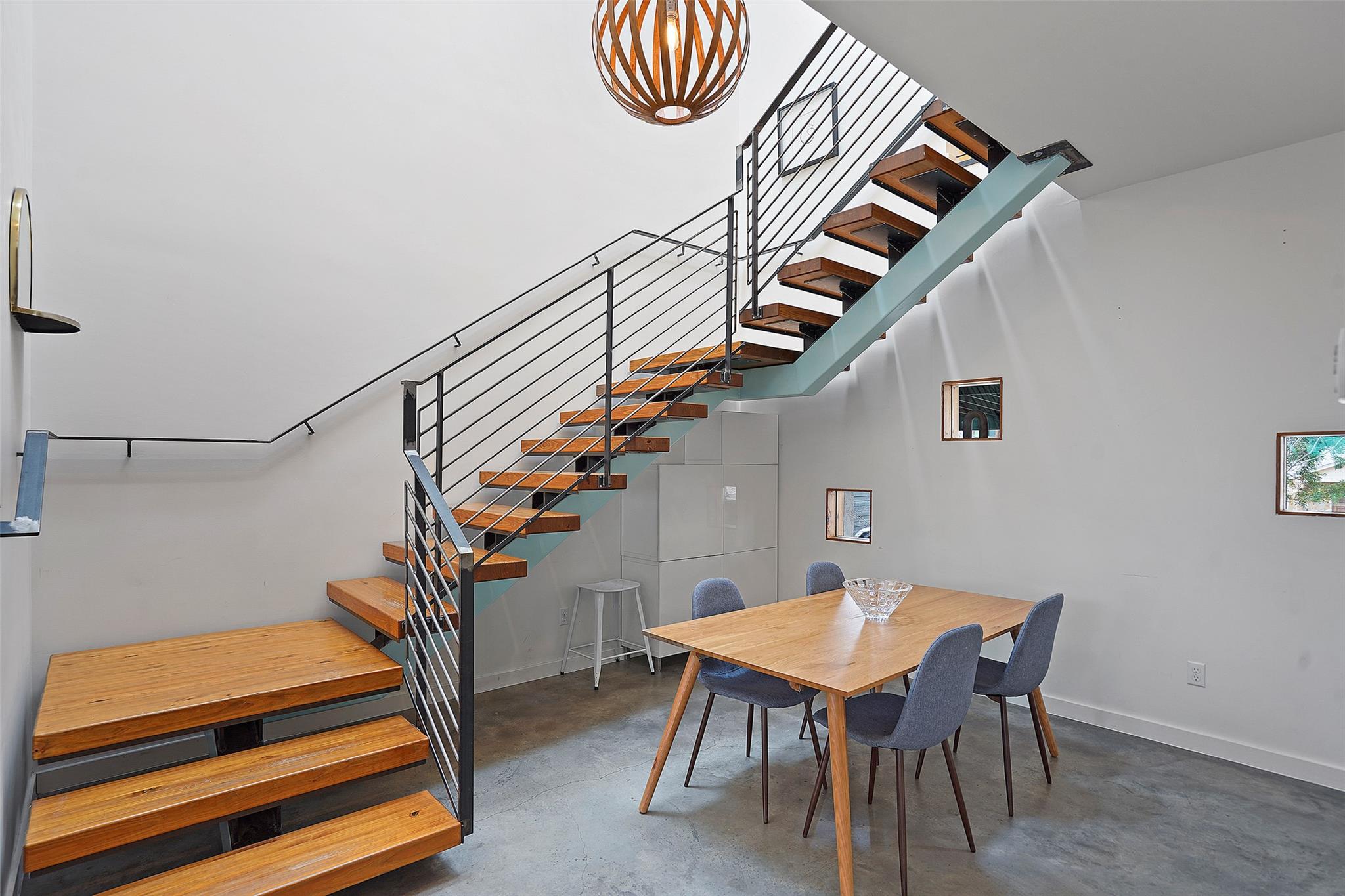909 W Johanna St # A, Austin, TX 78704