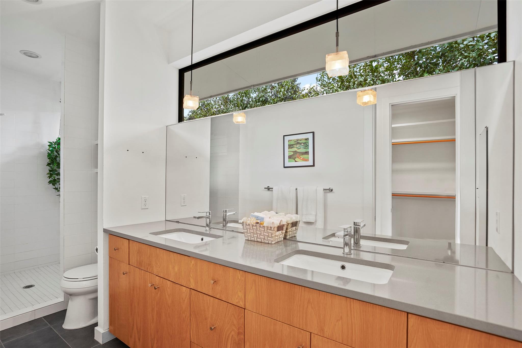 909 W Johanna St # A, Austin, TX 78704