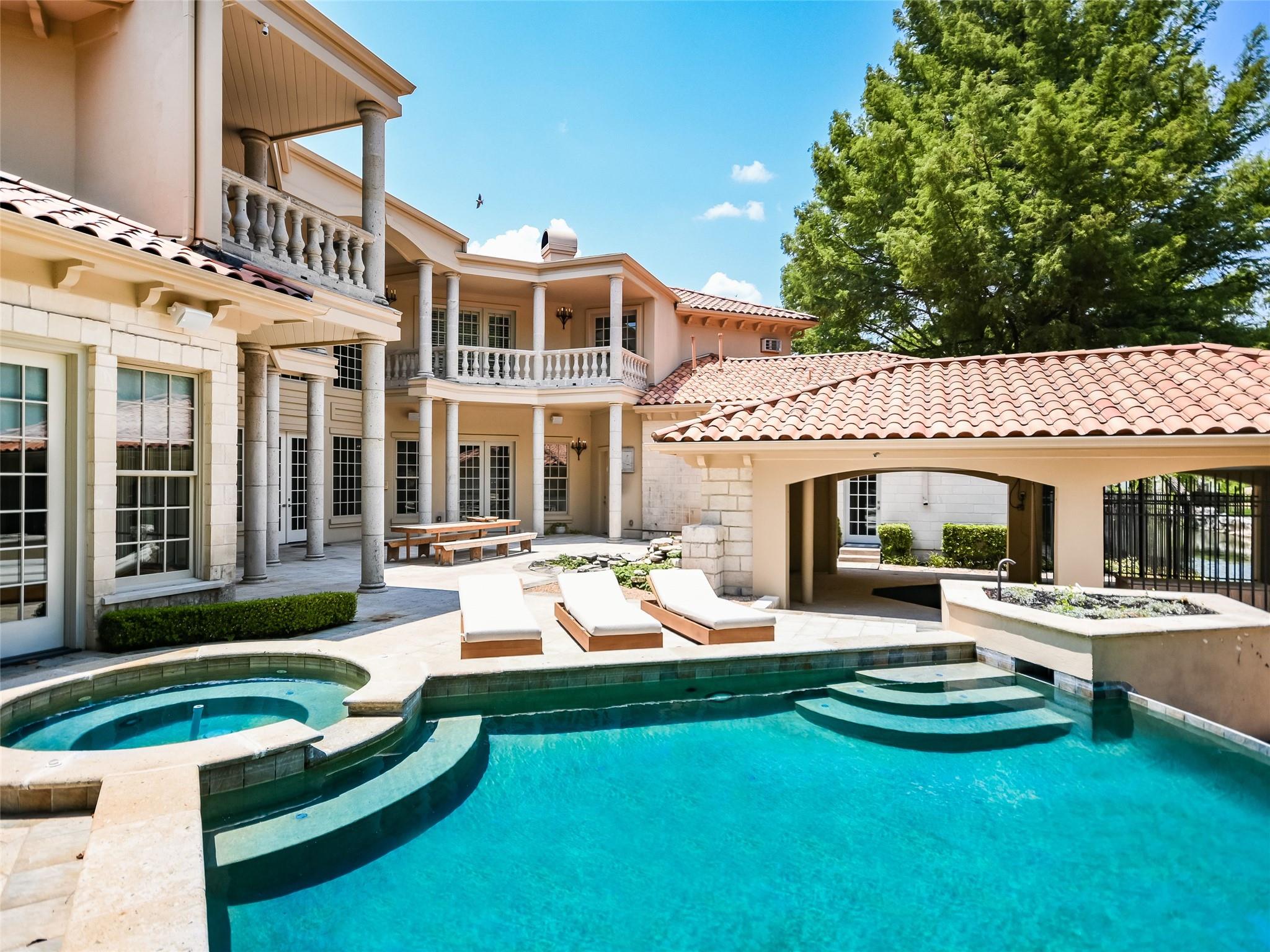 4511 ISLAND Cv, Austin, TX 78731