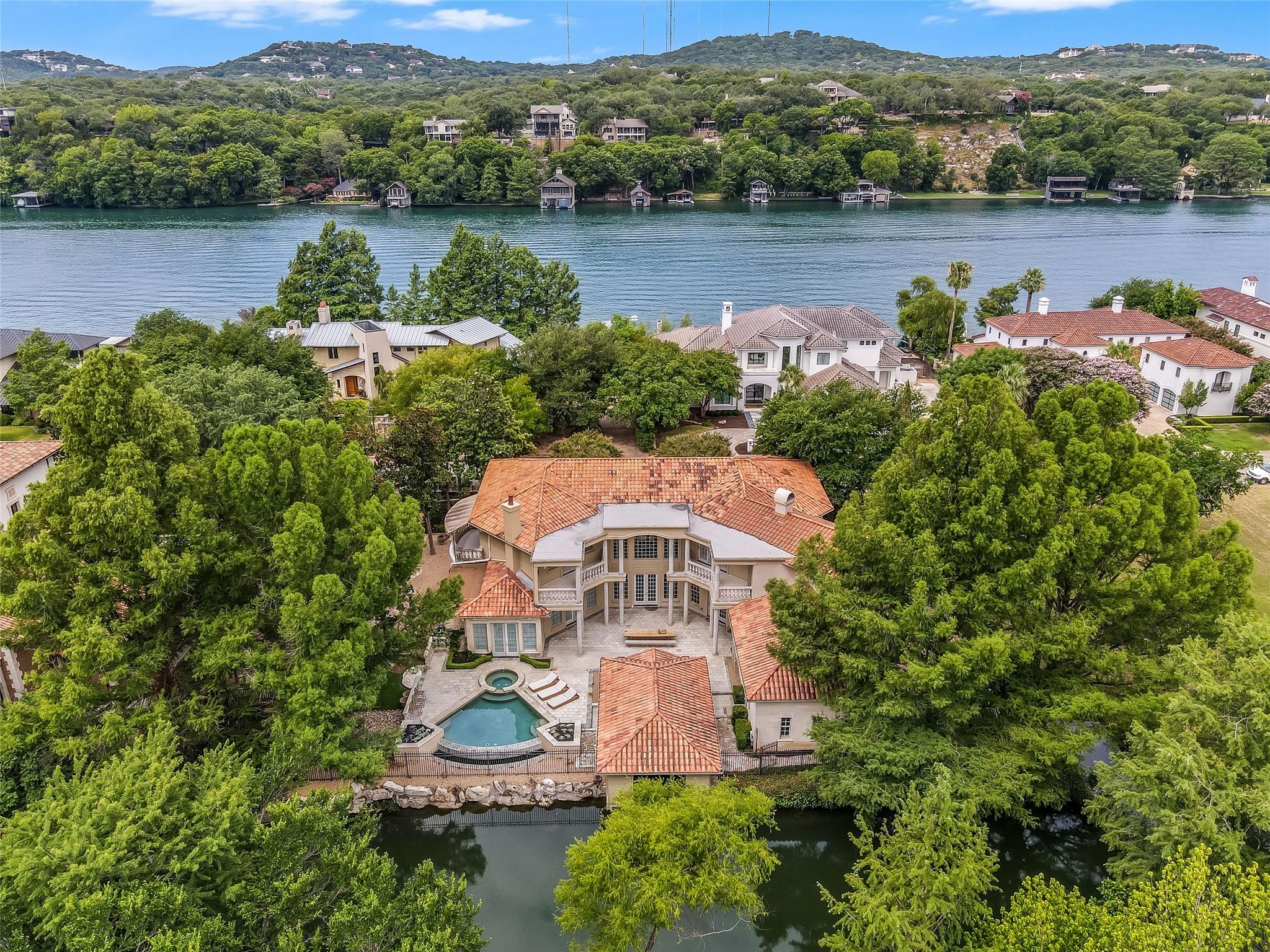 4511 ISLAND Cv, Austin, TX 78731