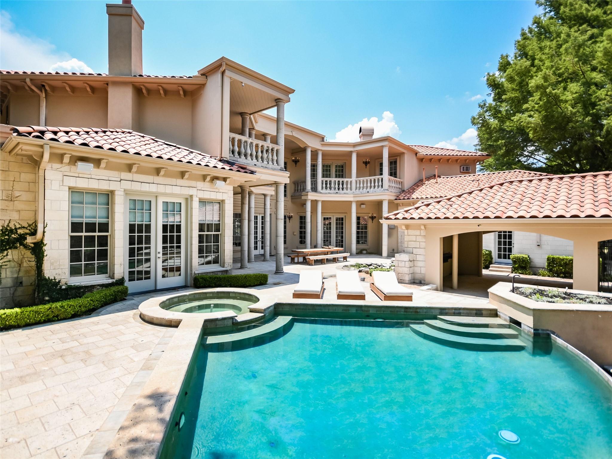 4511 ISLAND Cv, Austin, TX 78731