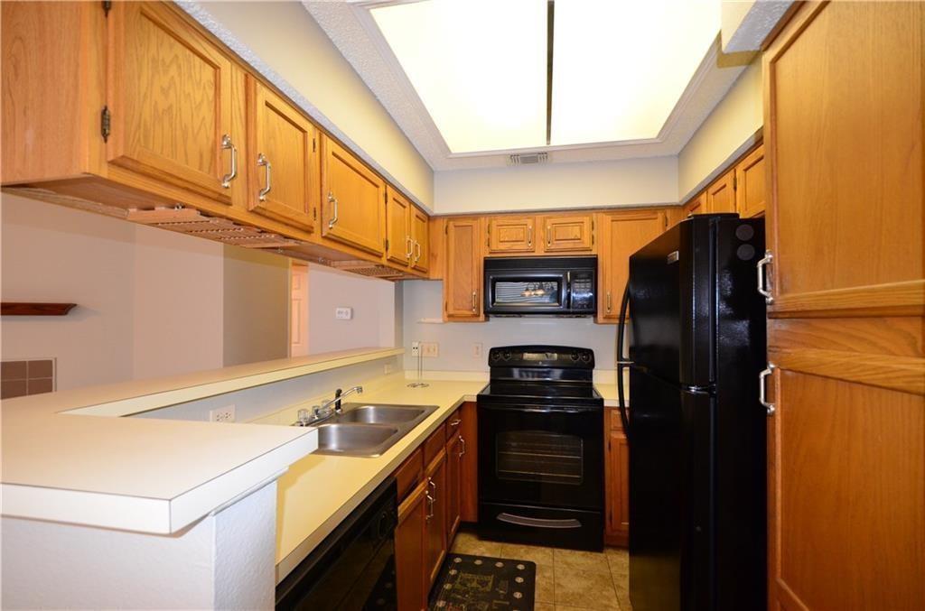 915 W 23rd St # 201, Austin, TX 78705