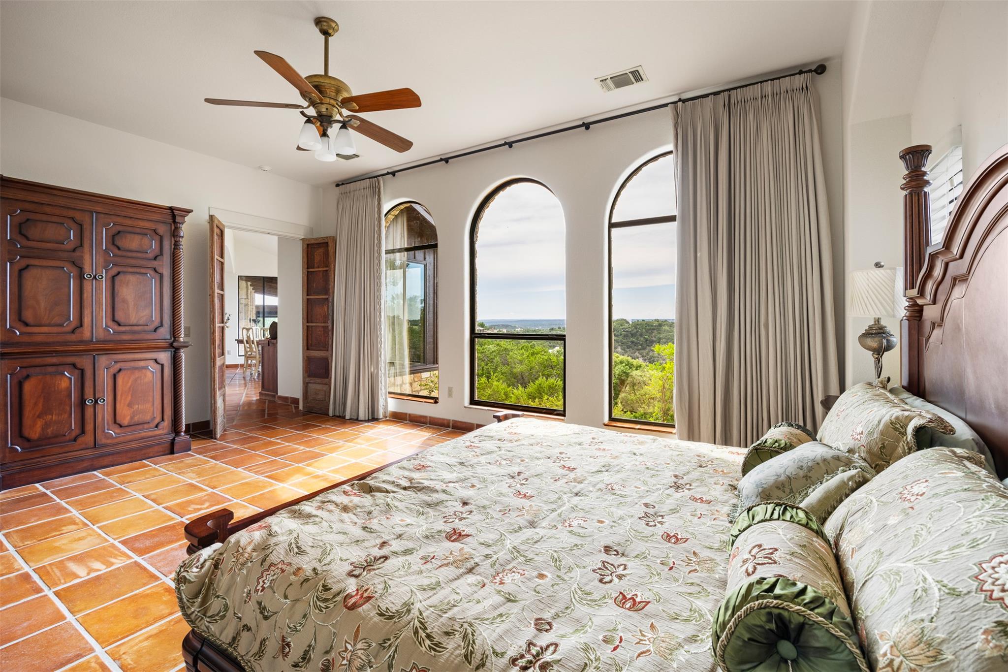 101 Sunrise Dr, Wimberley, TX 78676