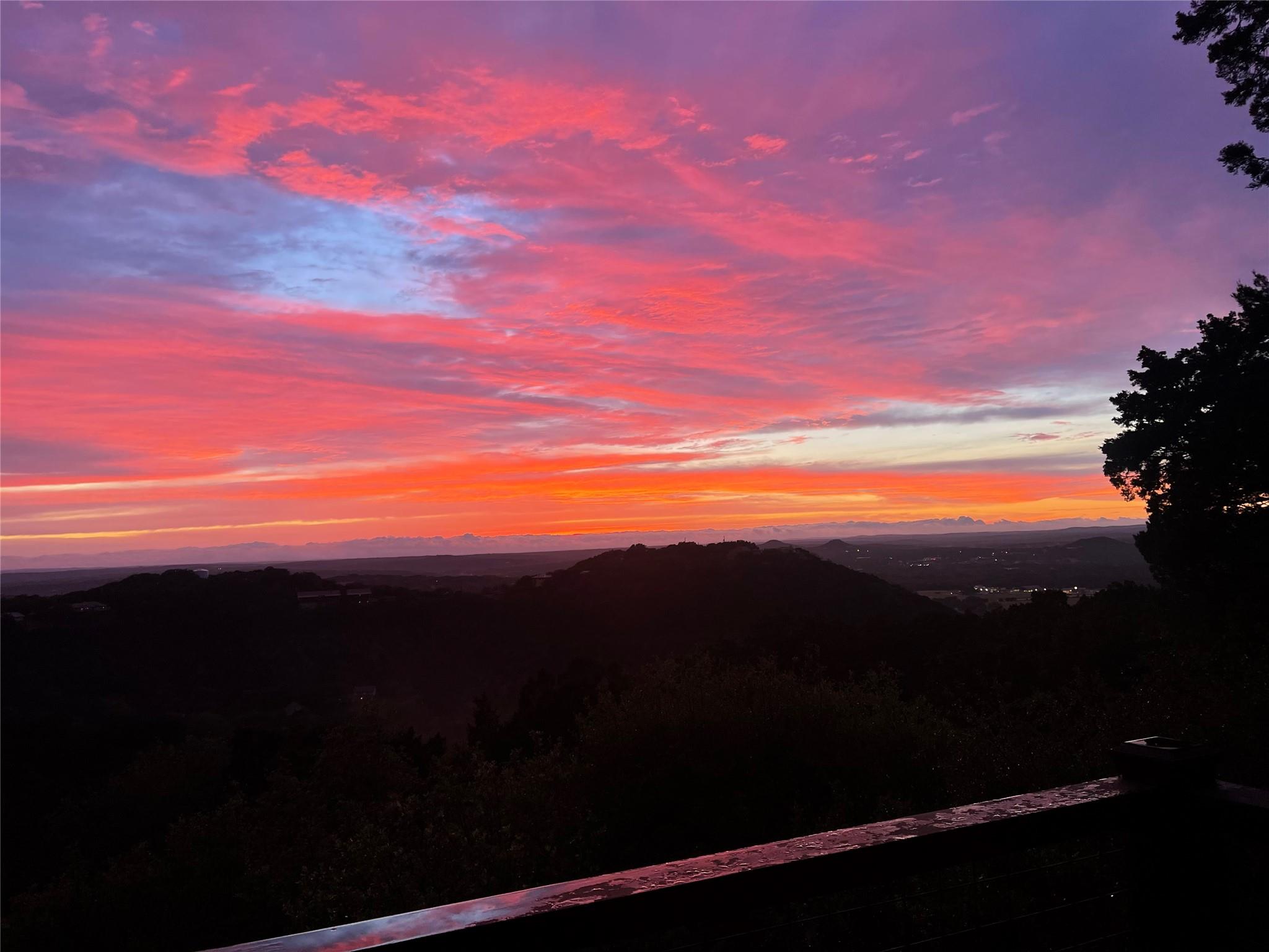 101 Sunrise Dr, Wimberley, TX 78676