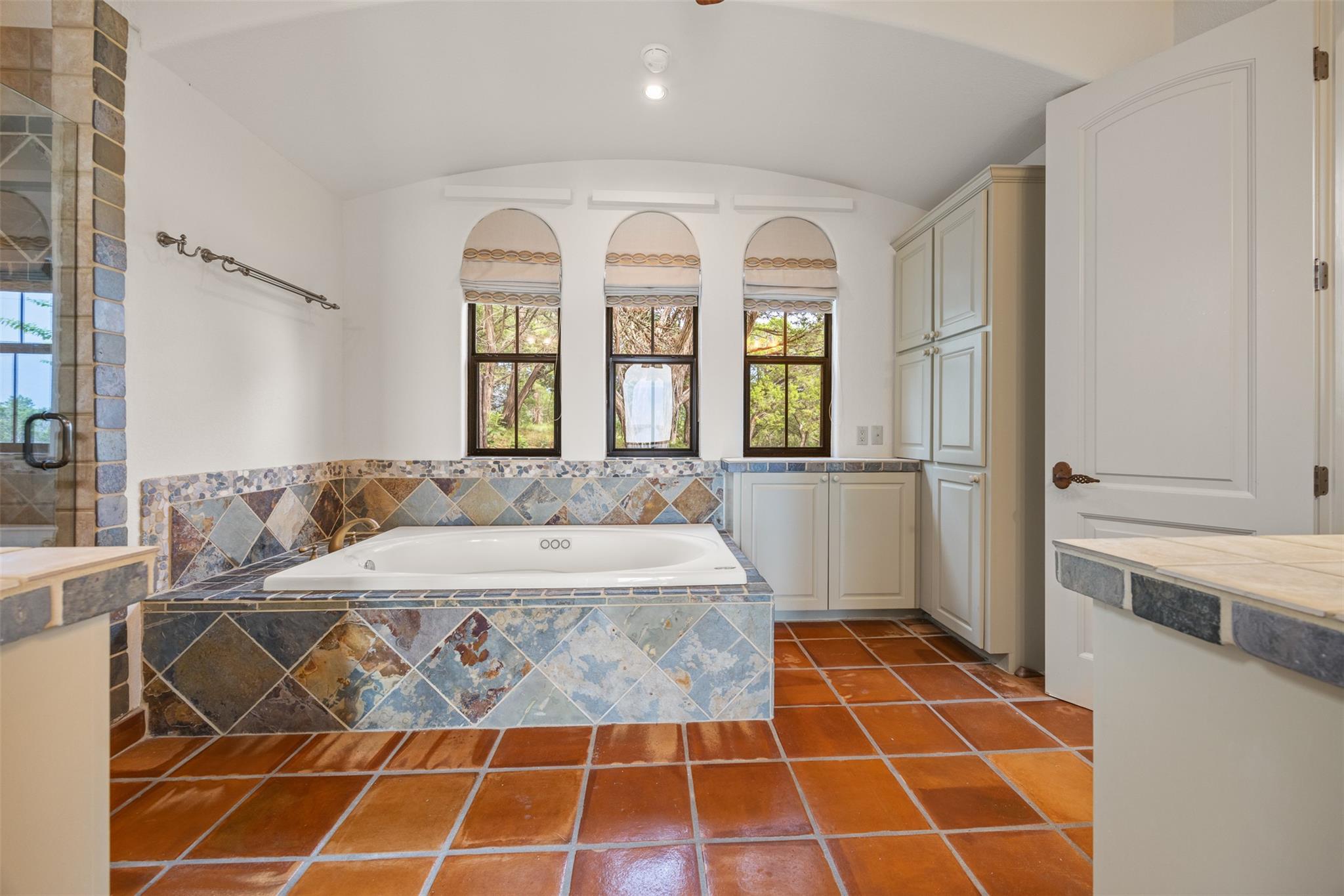 101 Sunrise Dr, Wimberley, TX 78676