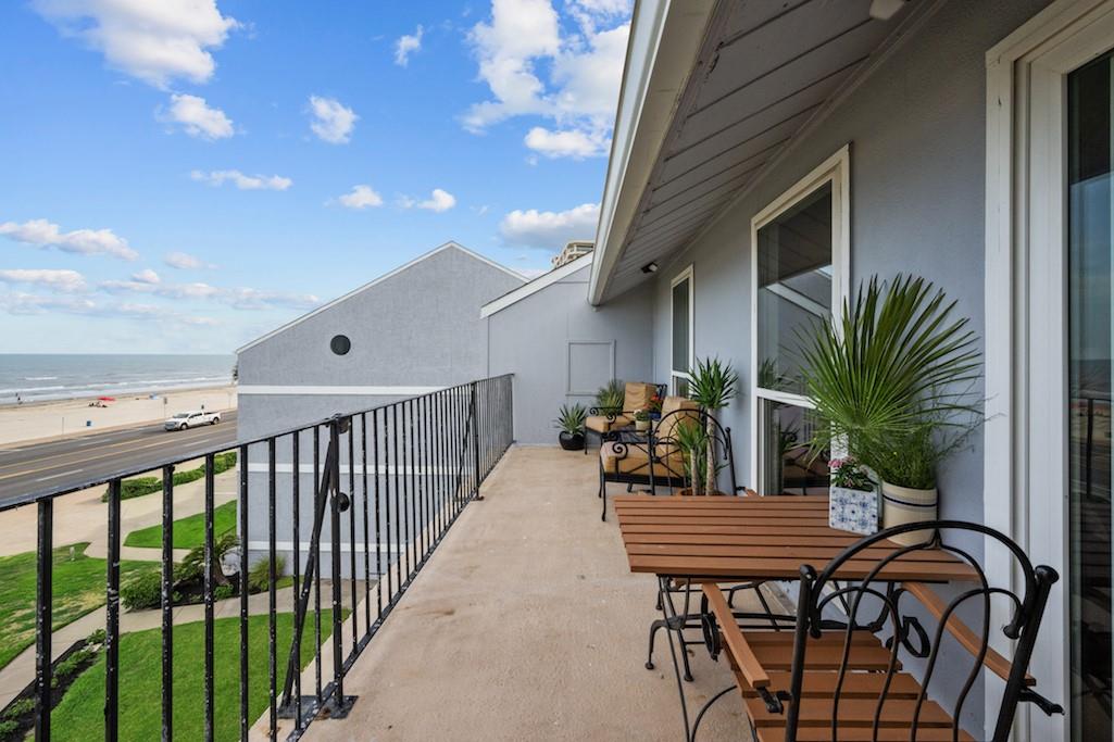 7600 Seawall Blvd # 312, Galveston, TX 77551