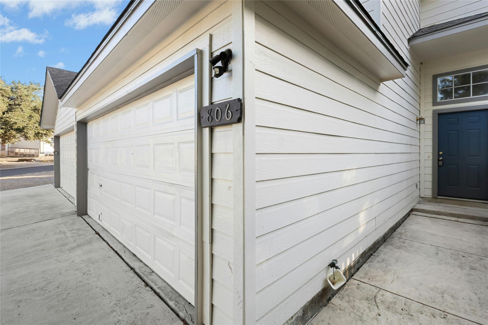 806/808 Sagewood Trl, San Marcos, TX 78666