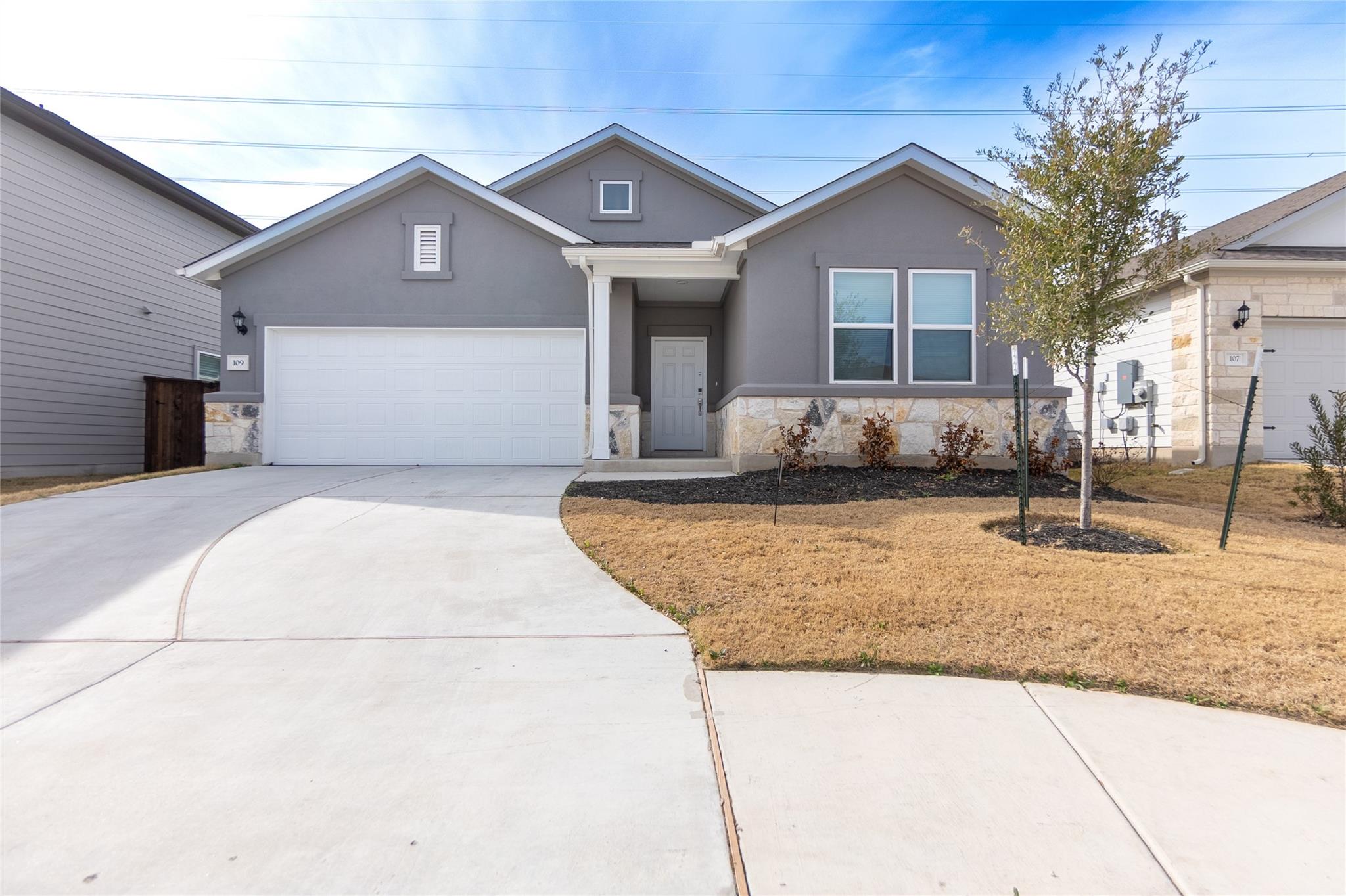 109 Stinchcomb Rd, Hutto, TX 78634