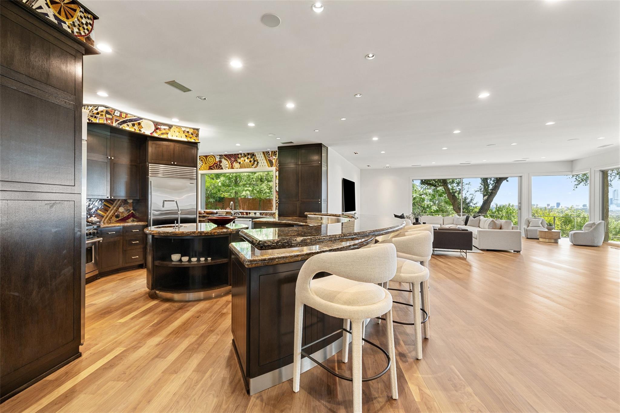 706 Las Lomas Dr, West Lake Hills, TX 78746