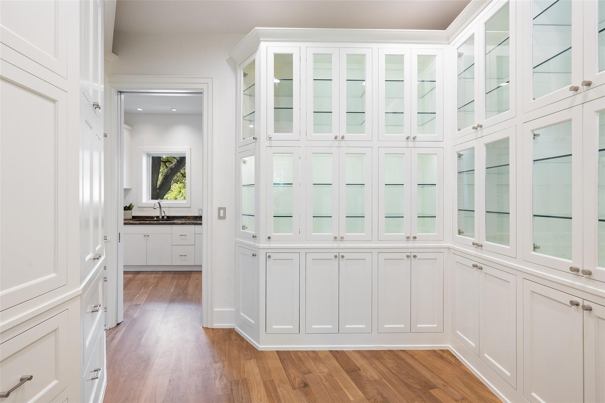 706 Las Lomas Dr, West Lake Hills, TX 78746