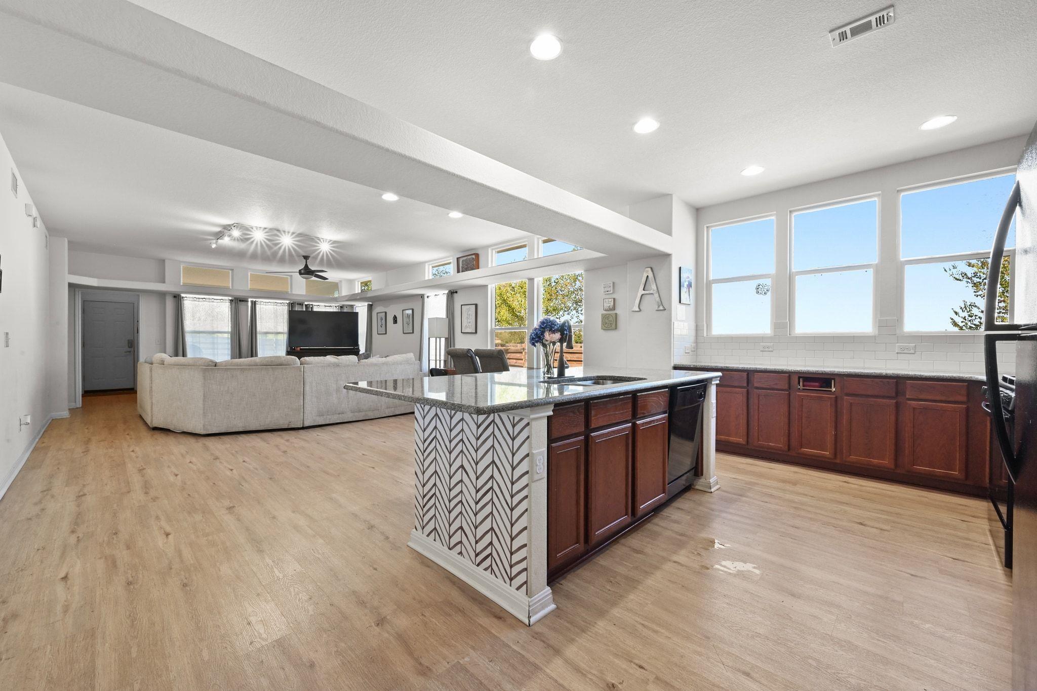 1629 Arbor Knot Dr, Kyle, TX 78640