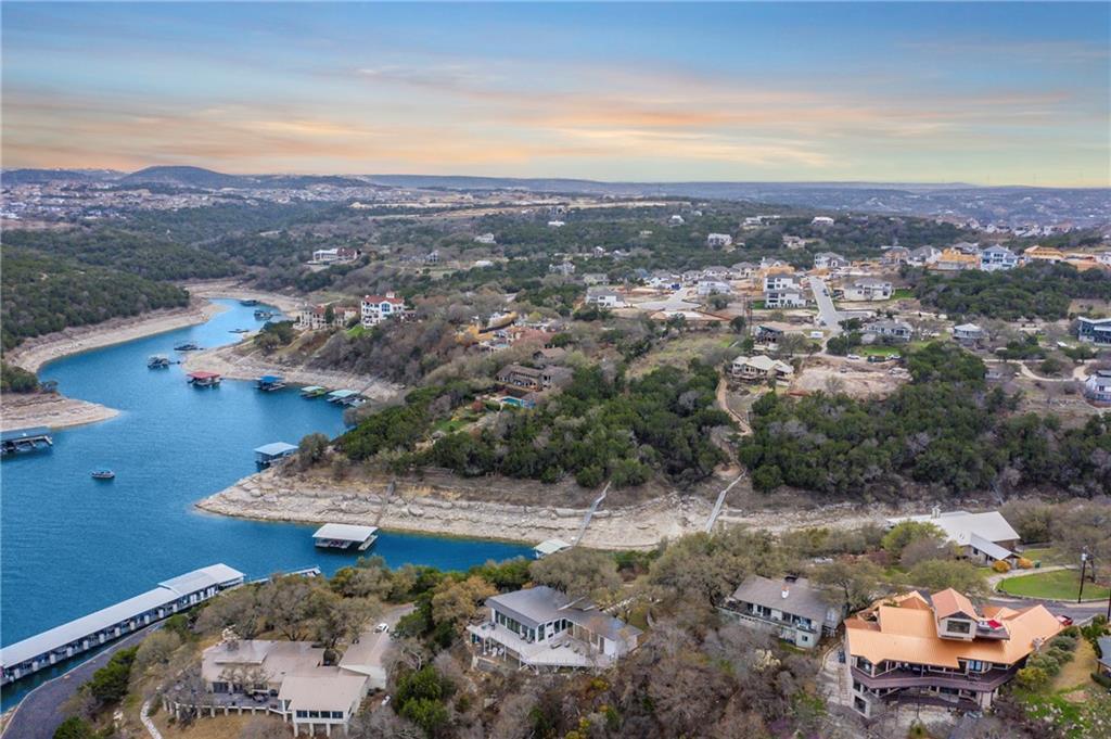 19418 FISHER Ln, Spicewood, TX 78669