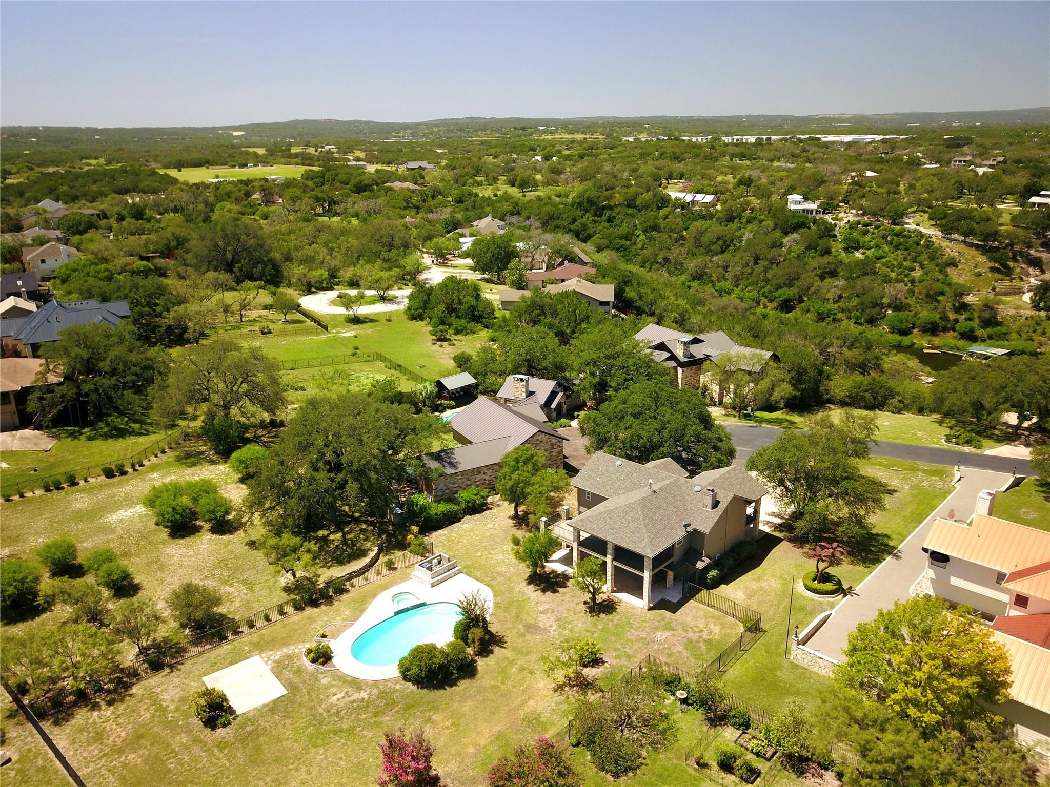 339 Quail Run Ct, Spicewood, TX 78669