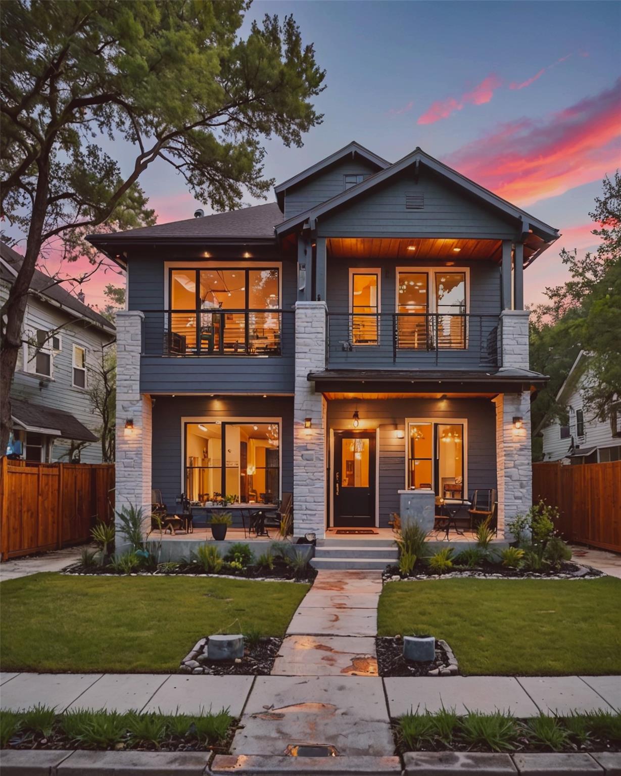 33 Chalmers Ave, Austin, TX 78702