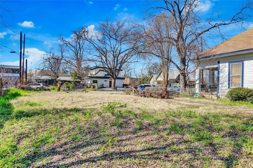 33 Chalmers Ave, Austin, TX 78702