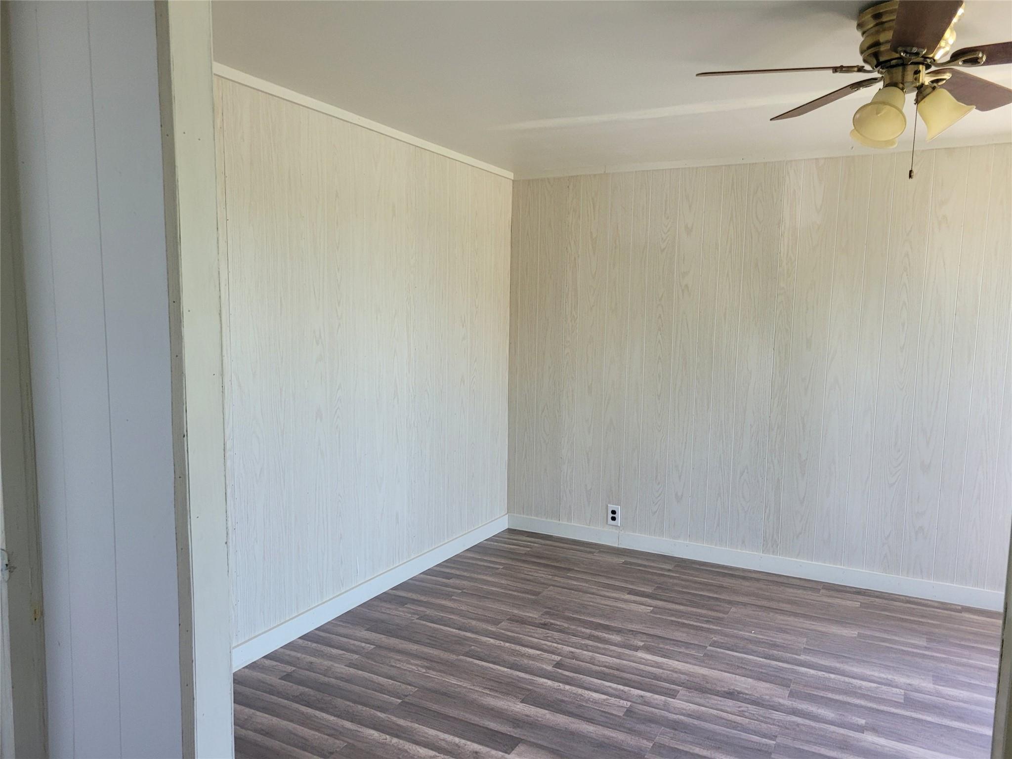 6020 Taylorsville Rd, Dale, TX 78616