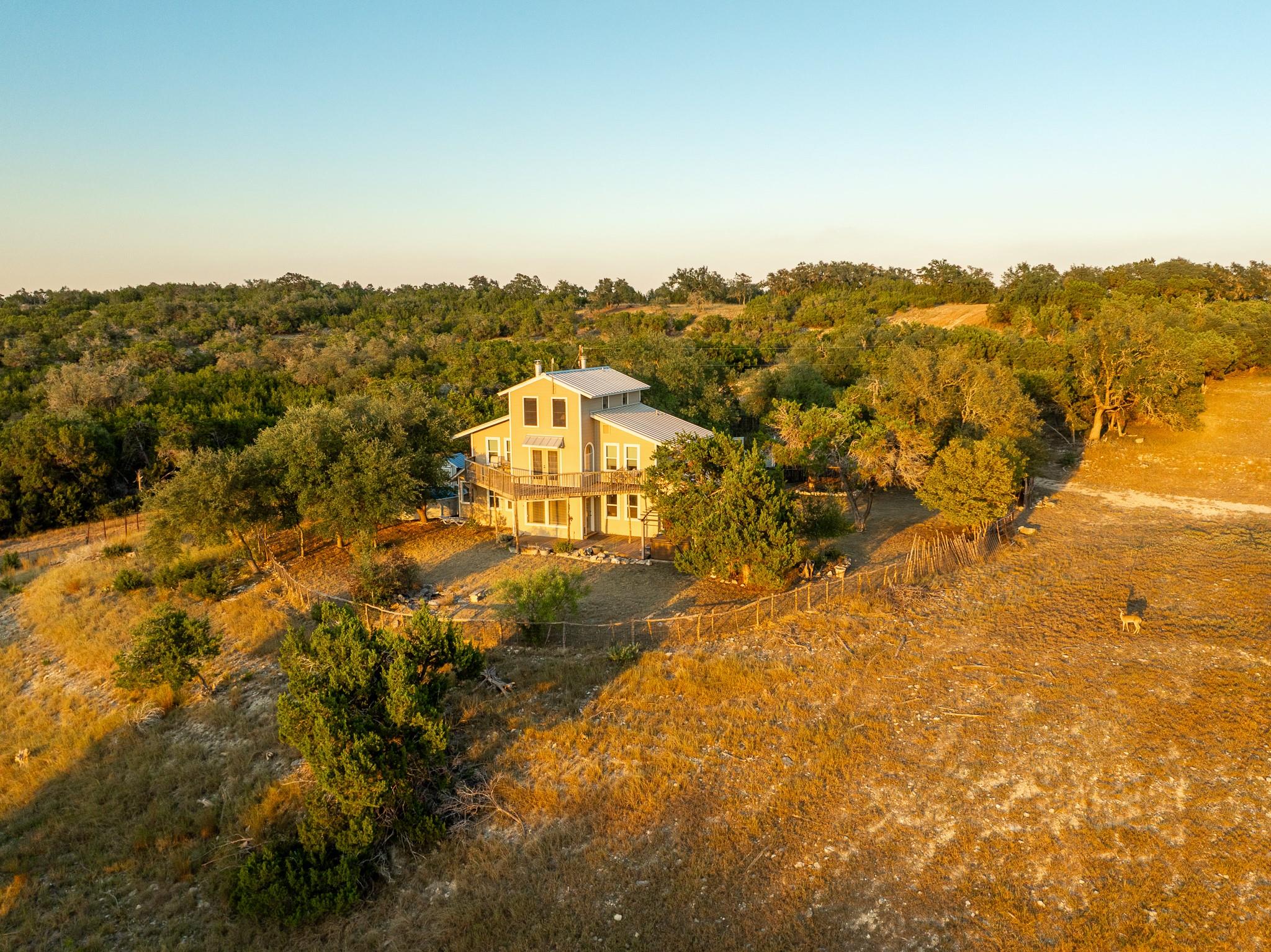3230 W Fitzhugh Rd, Dripping Springs, TX 78620