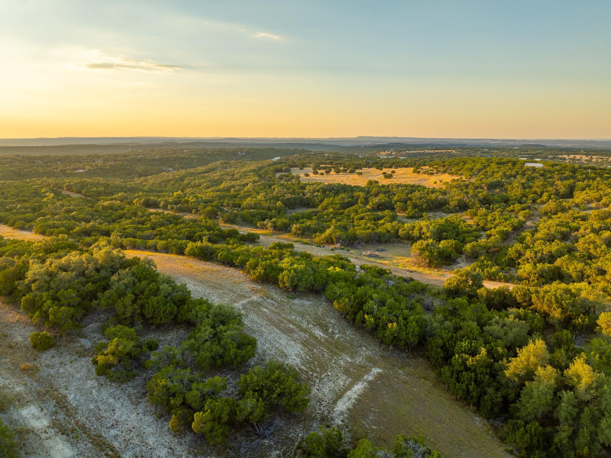 3230 W Fitzhugh Rd, Dripping Springs, TX 78620