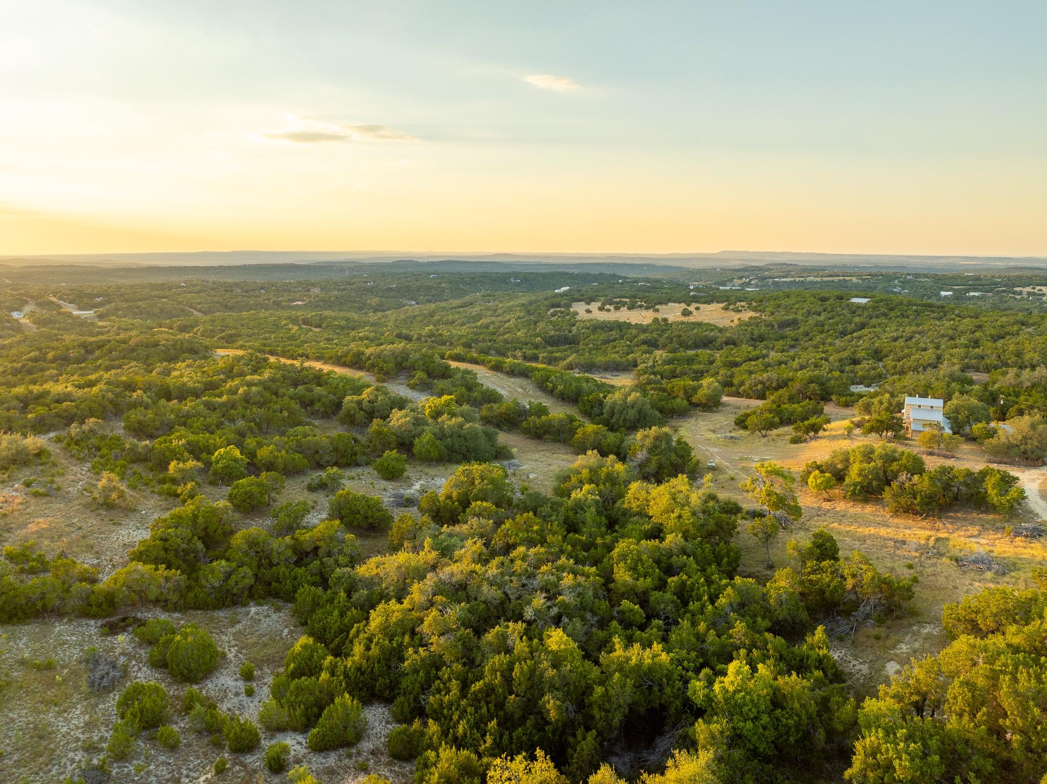 3230 W Fitzhugh Rd, Dripping Springs, TX 78620