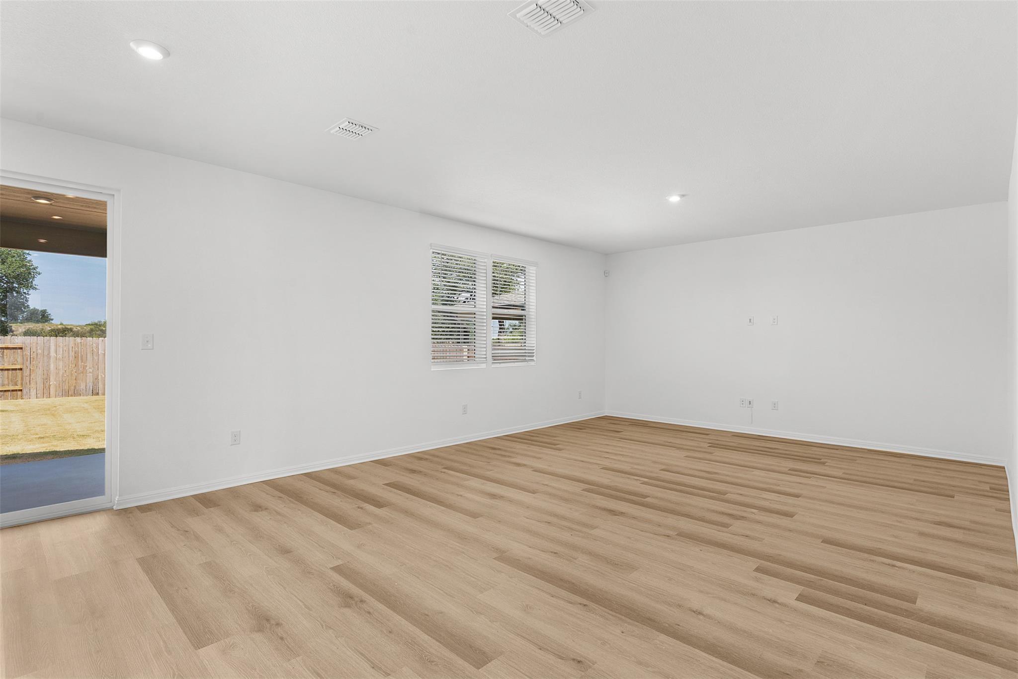 236 Torchwood Dr, Marble Falls, TX 78654