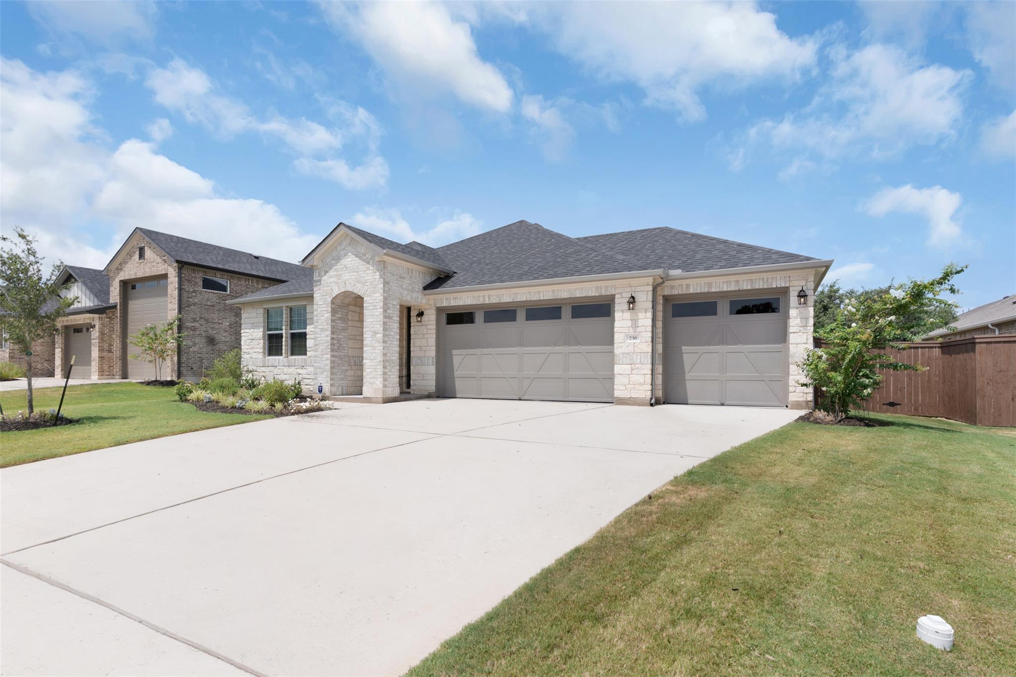 236 Firethorn Rd, Marble Falls, TX 78654