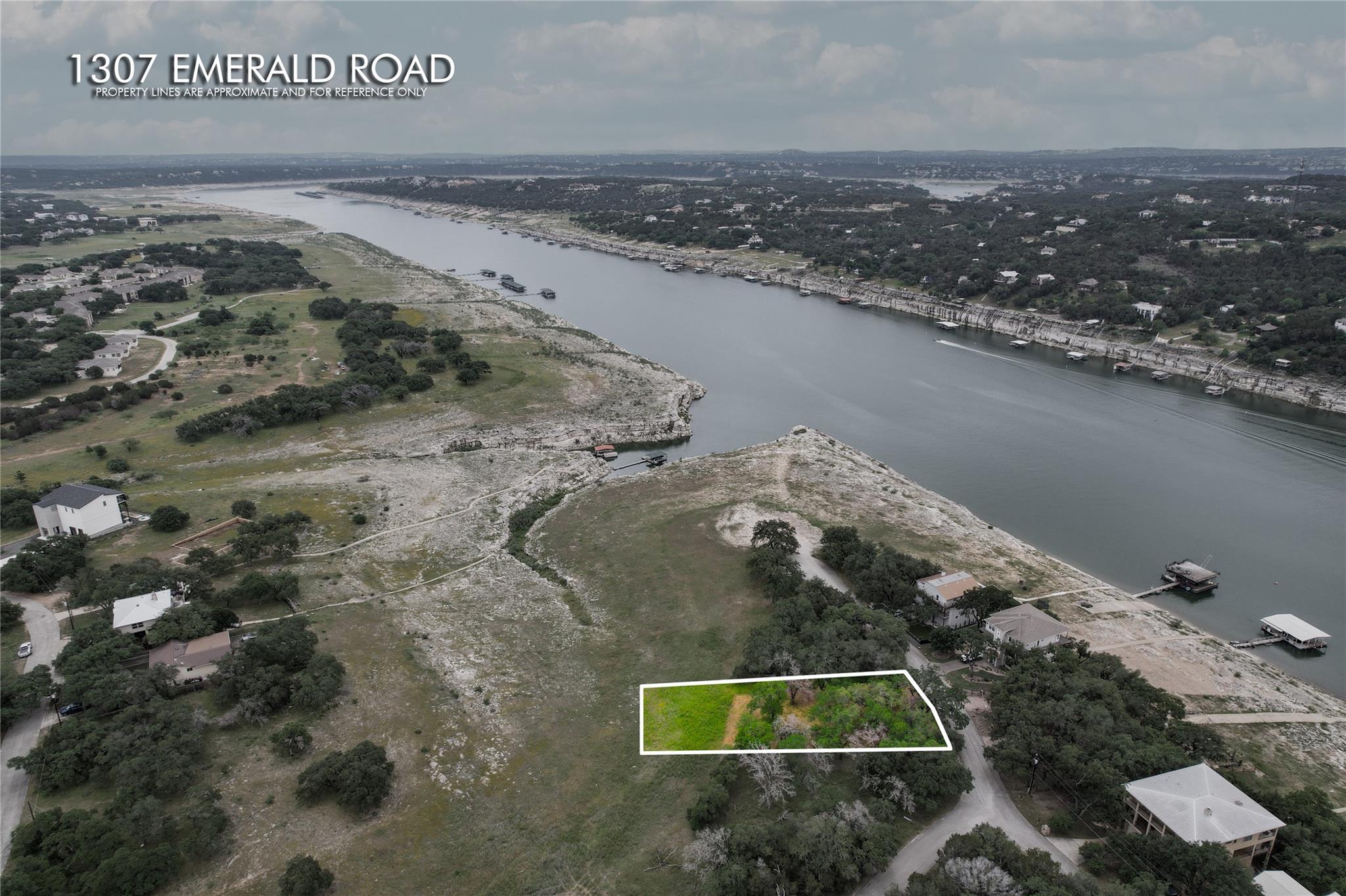 1307 Emerald Rd, Lago Vista, TX 78645