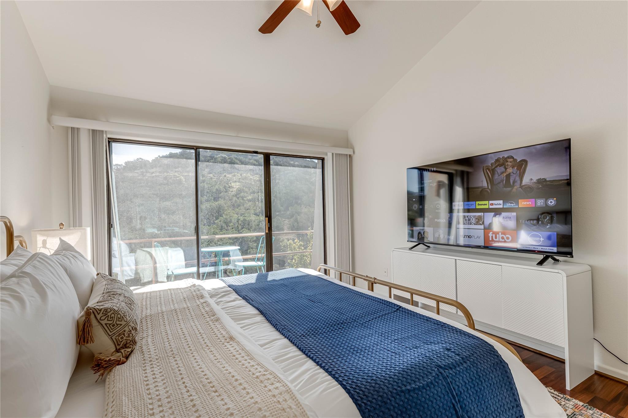 1078 Hillside Vw, New Braunfels, TX 78132