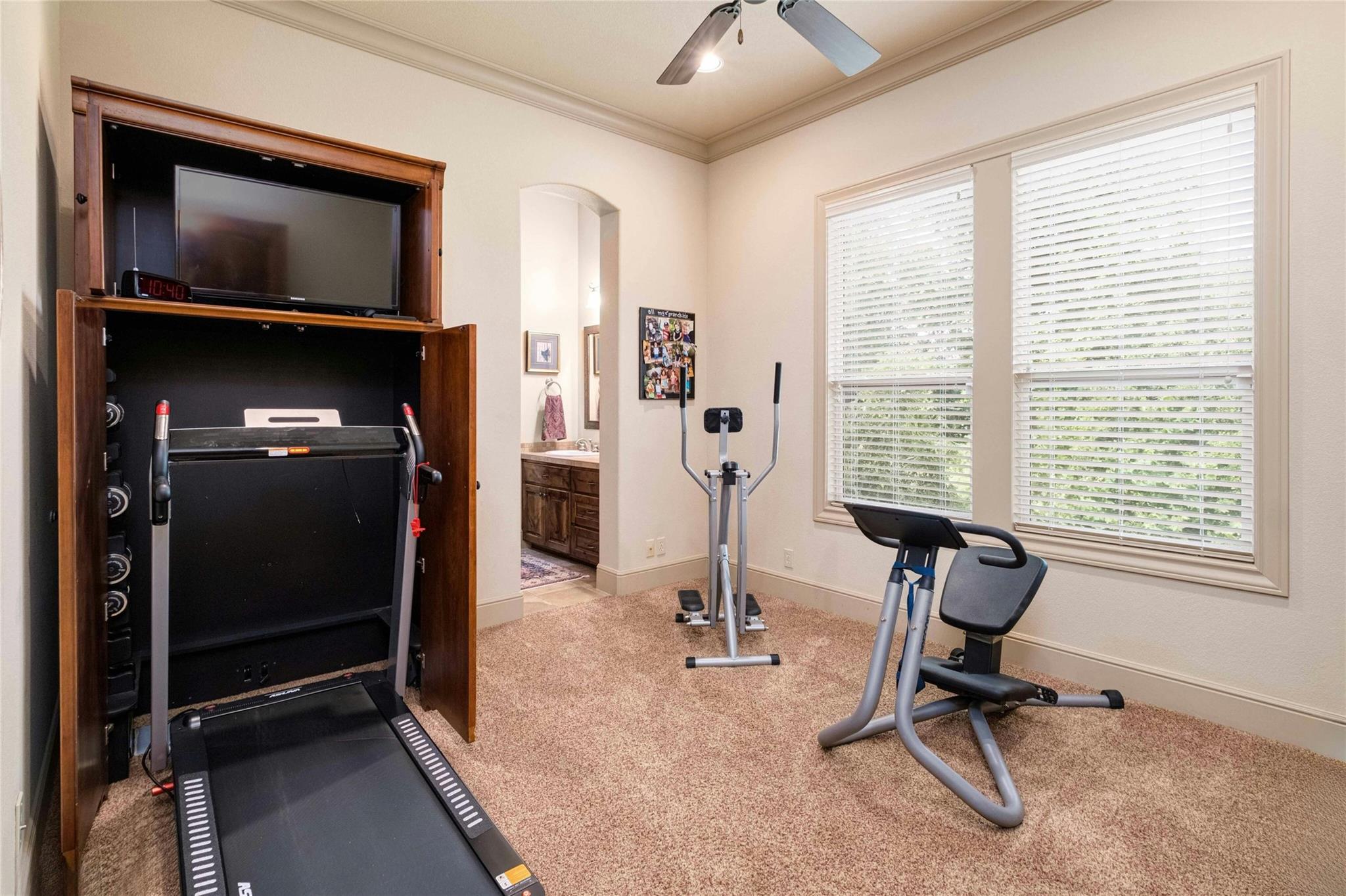 408 Golden Bear Dr, Austin, TX 78738