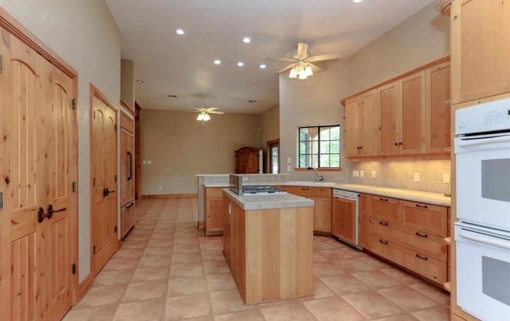 9776 Arroyo Dr, Belton, TX 76513