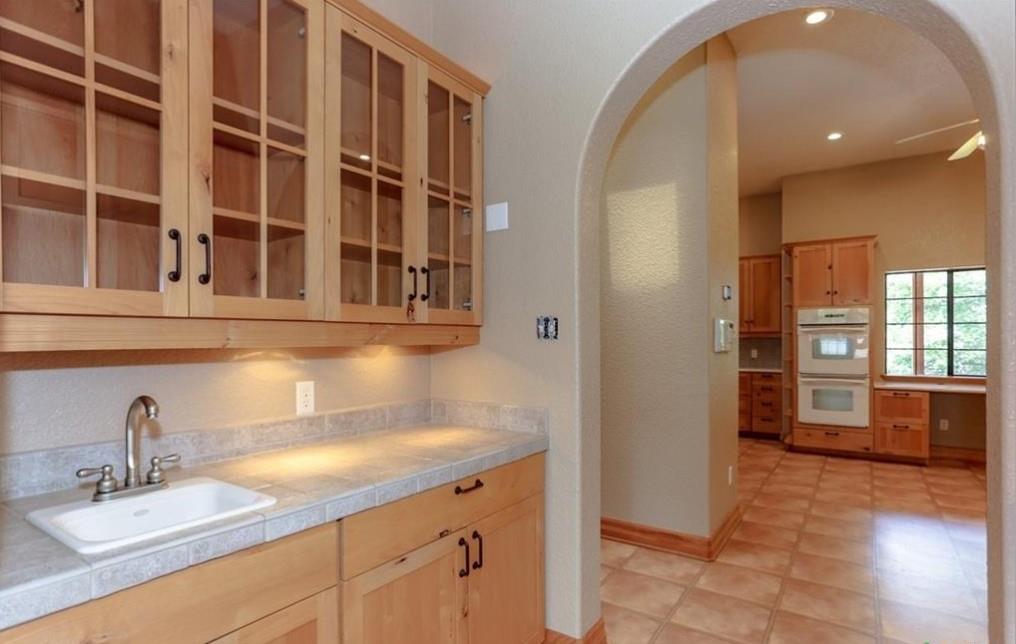 9776 Arroyo Dr, Belton, TX 76513