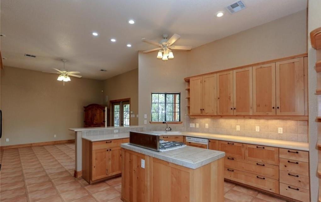 9776 Arroyo Dr, Belton, TX 76513