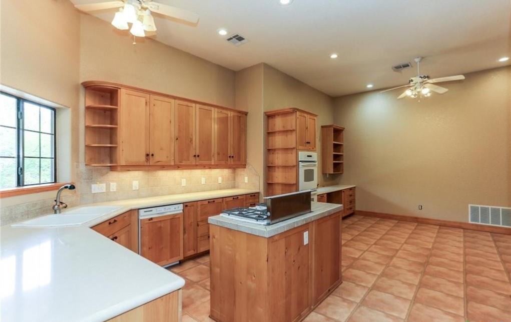 9776 Arroyo Dr, Belton, TX 76513