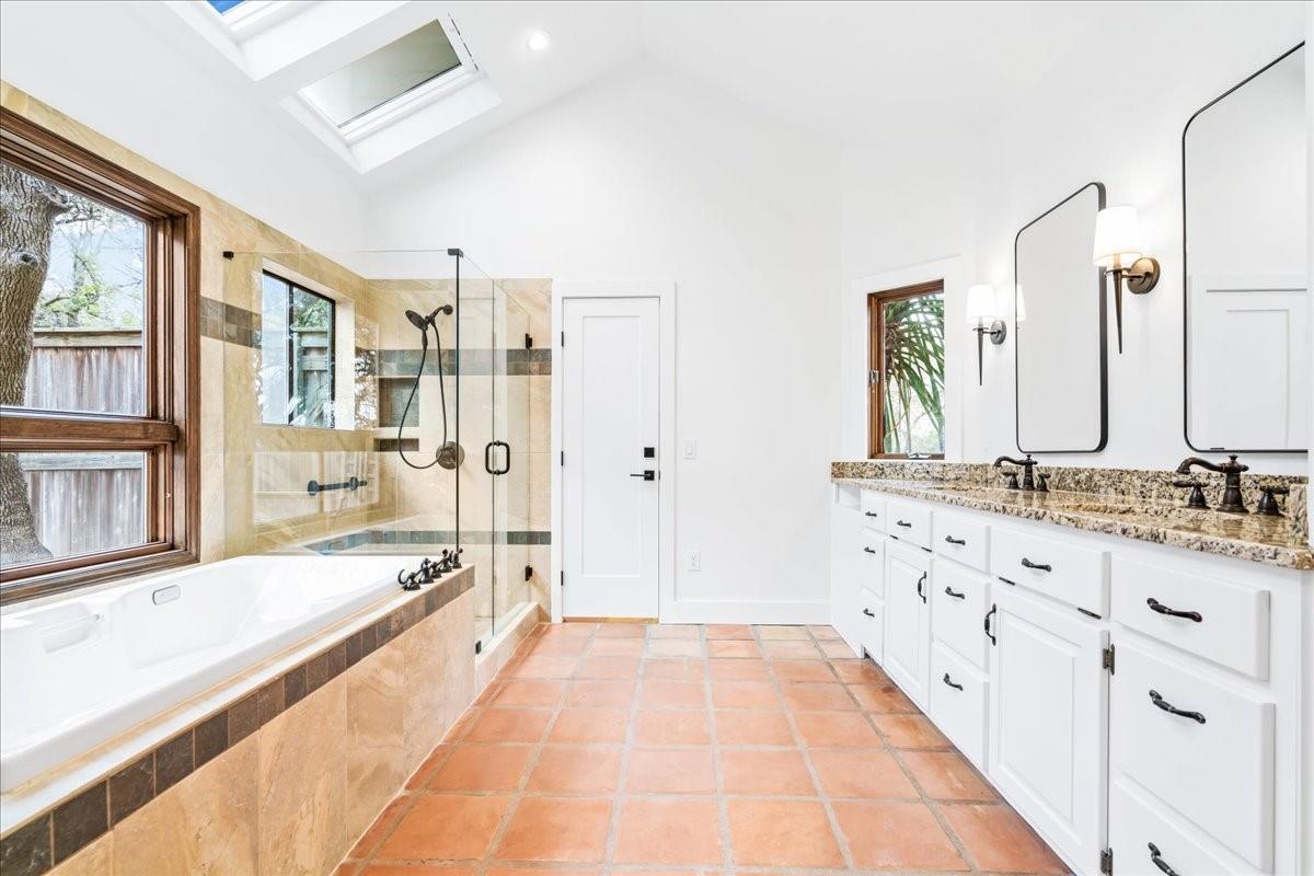 701 Shade Rd, Wimberley, TX 78676