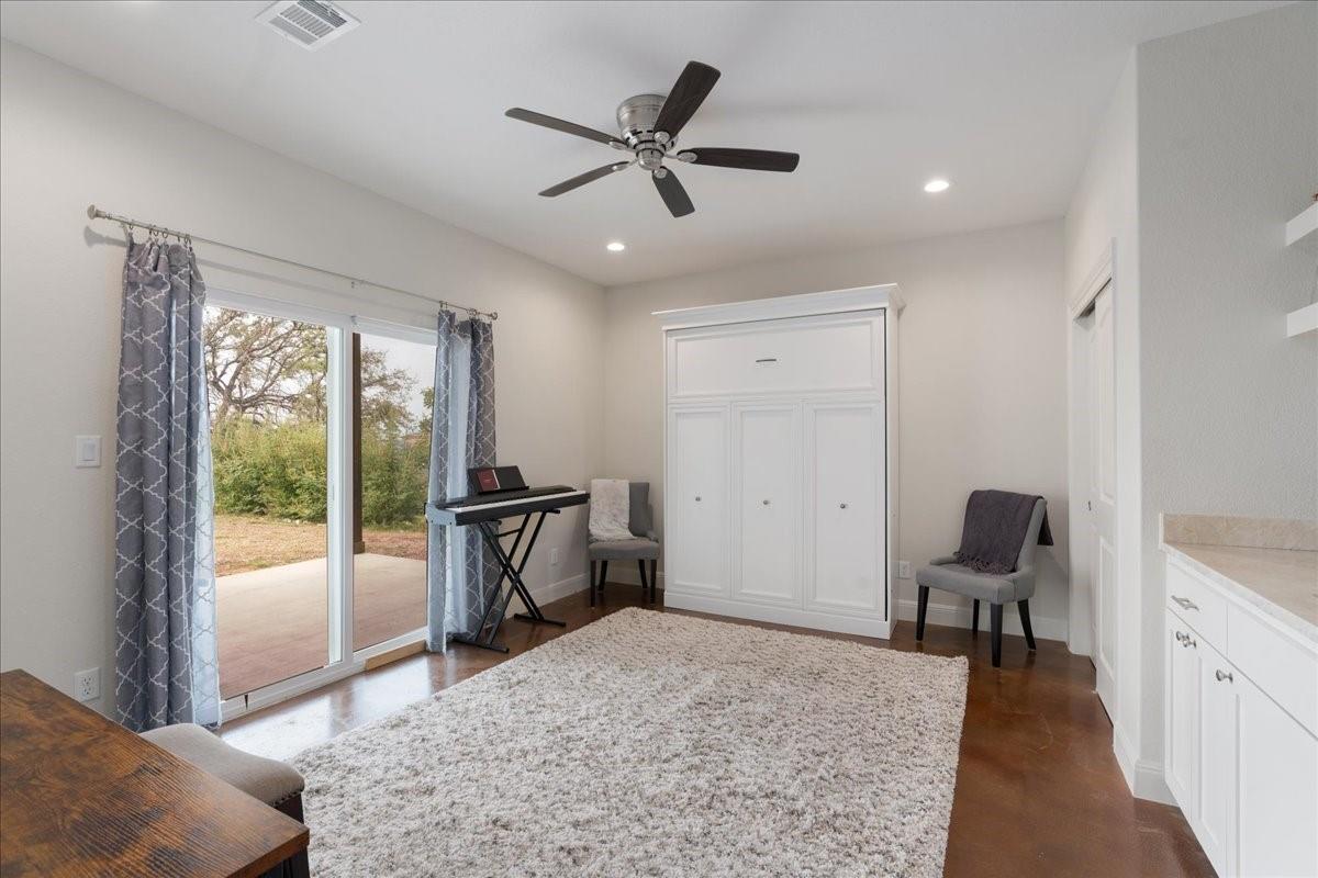 20913 Nimitz Ave, Lago Vista, TX 78645