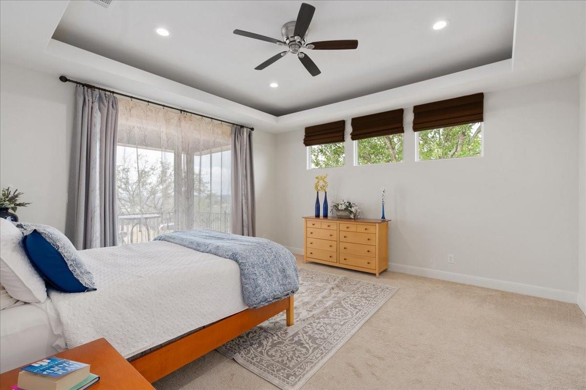 20913 Nimitz Ave, Lago Vista, TX 78645