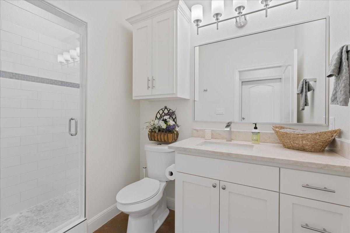 20913 Nimitz Ave, Lago Vista, TX 78645