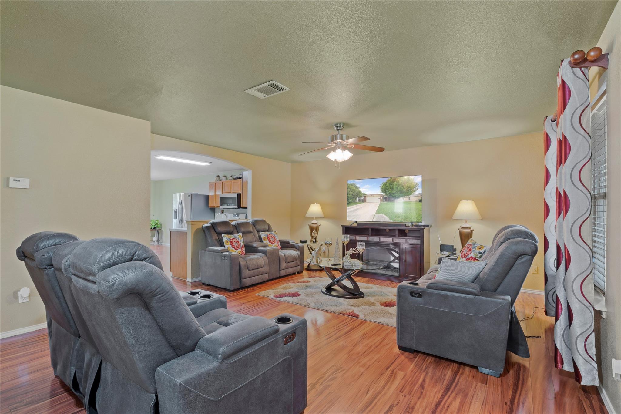 120 Grant Way, Kyle, TX 78640