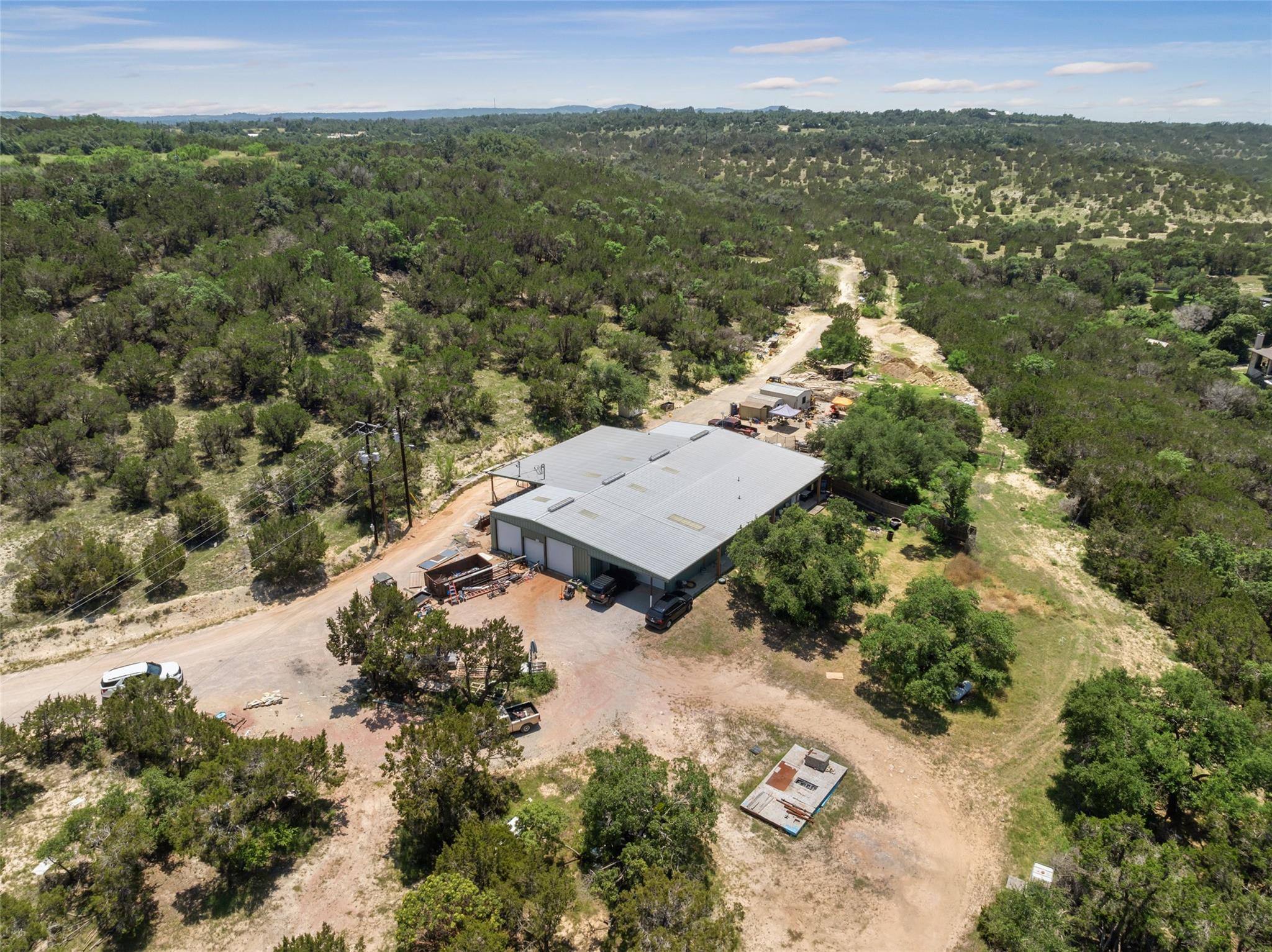 21511 W STATE HY 71 W, Spicewood, TX 78669