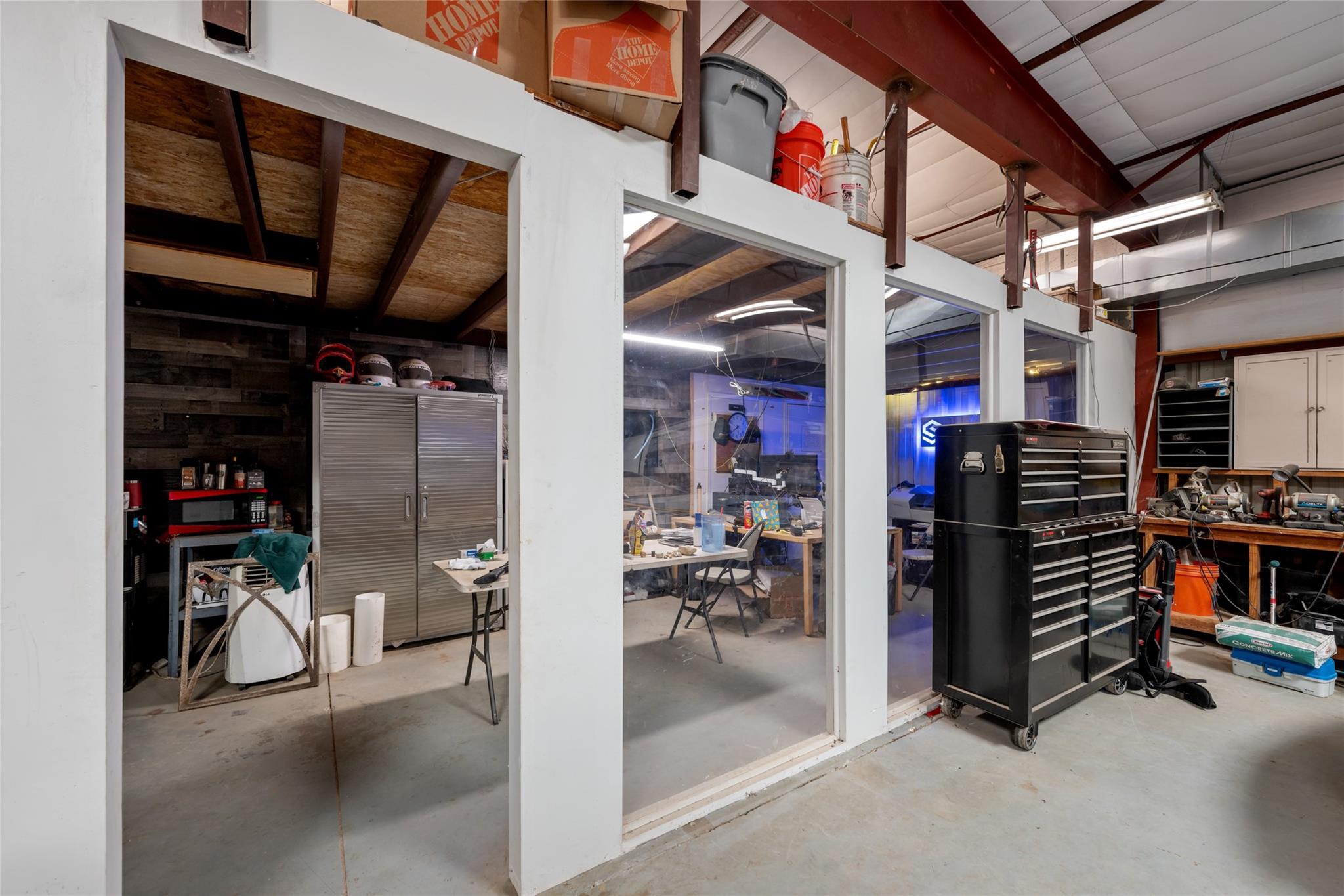 21511 W STATE HY 71 W, Spicewood, TX 78669