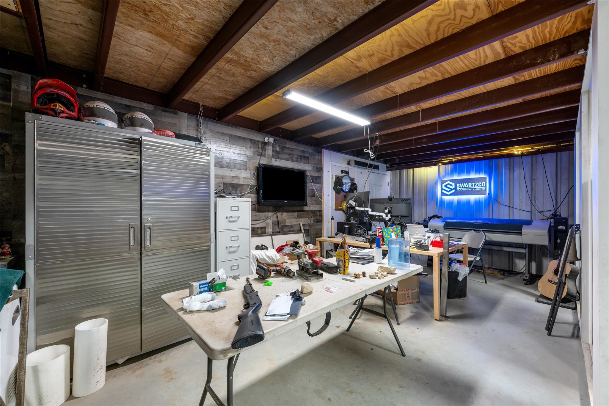 21511 W STATE HY 71 W, Spicewood, TX 78669