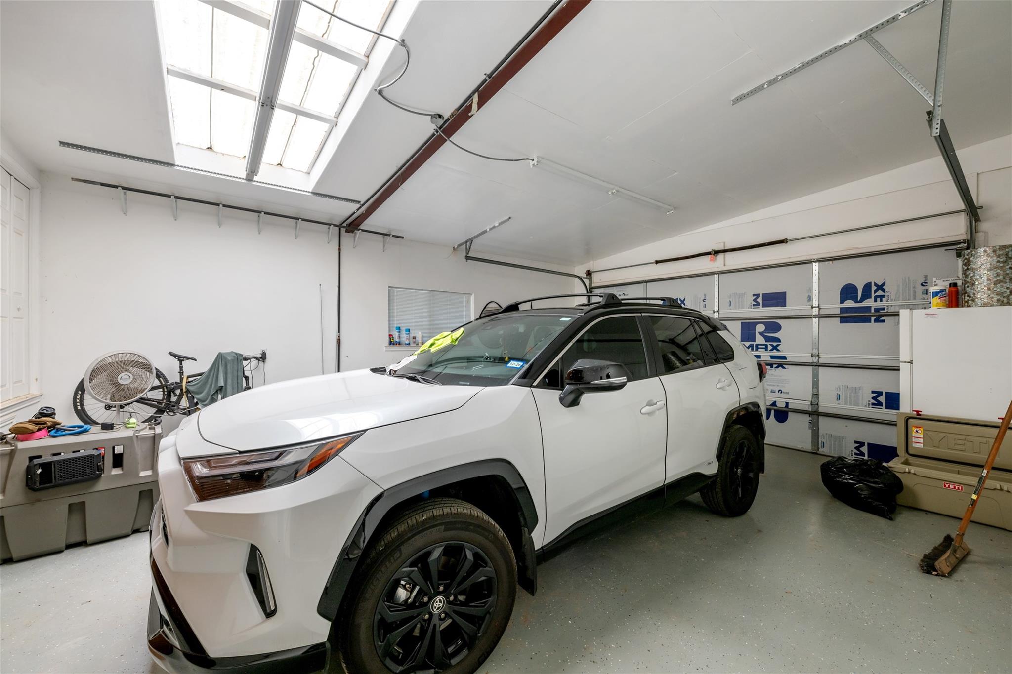 21511 W STATE HY 71 W, Spicewood, TX 78669