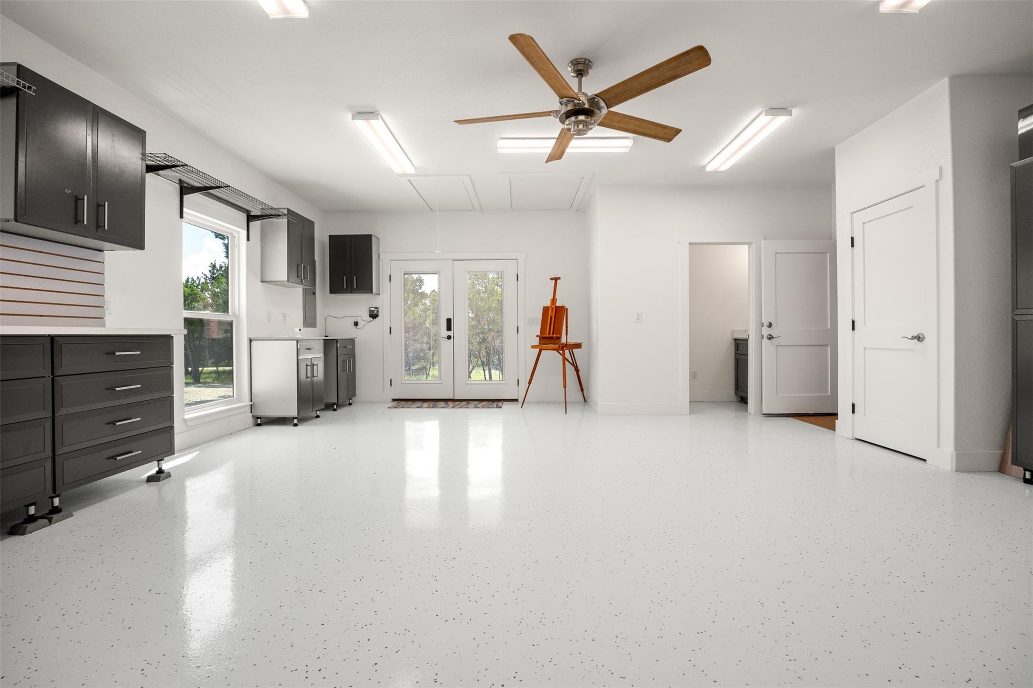 6028 MUSTANG VALLEY Trl, Wimberley, TX 78676