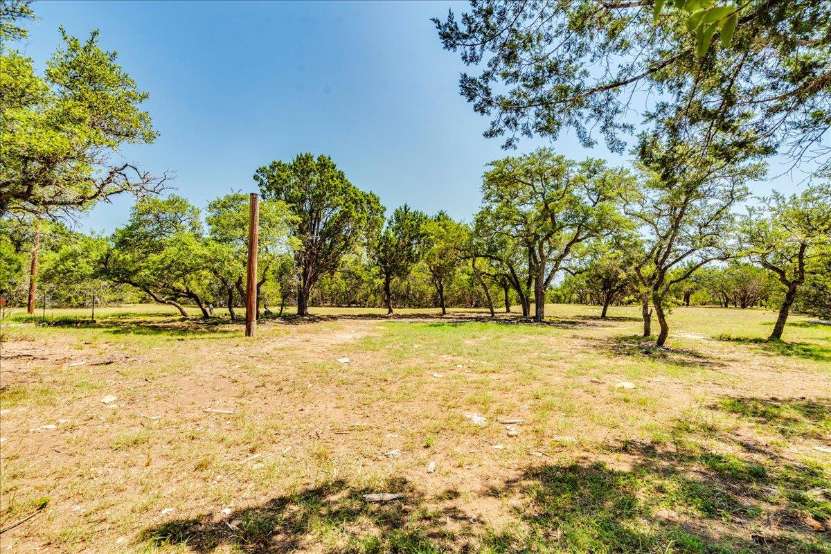 901 Todo Ln, Driftwood, TX 78619