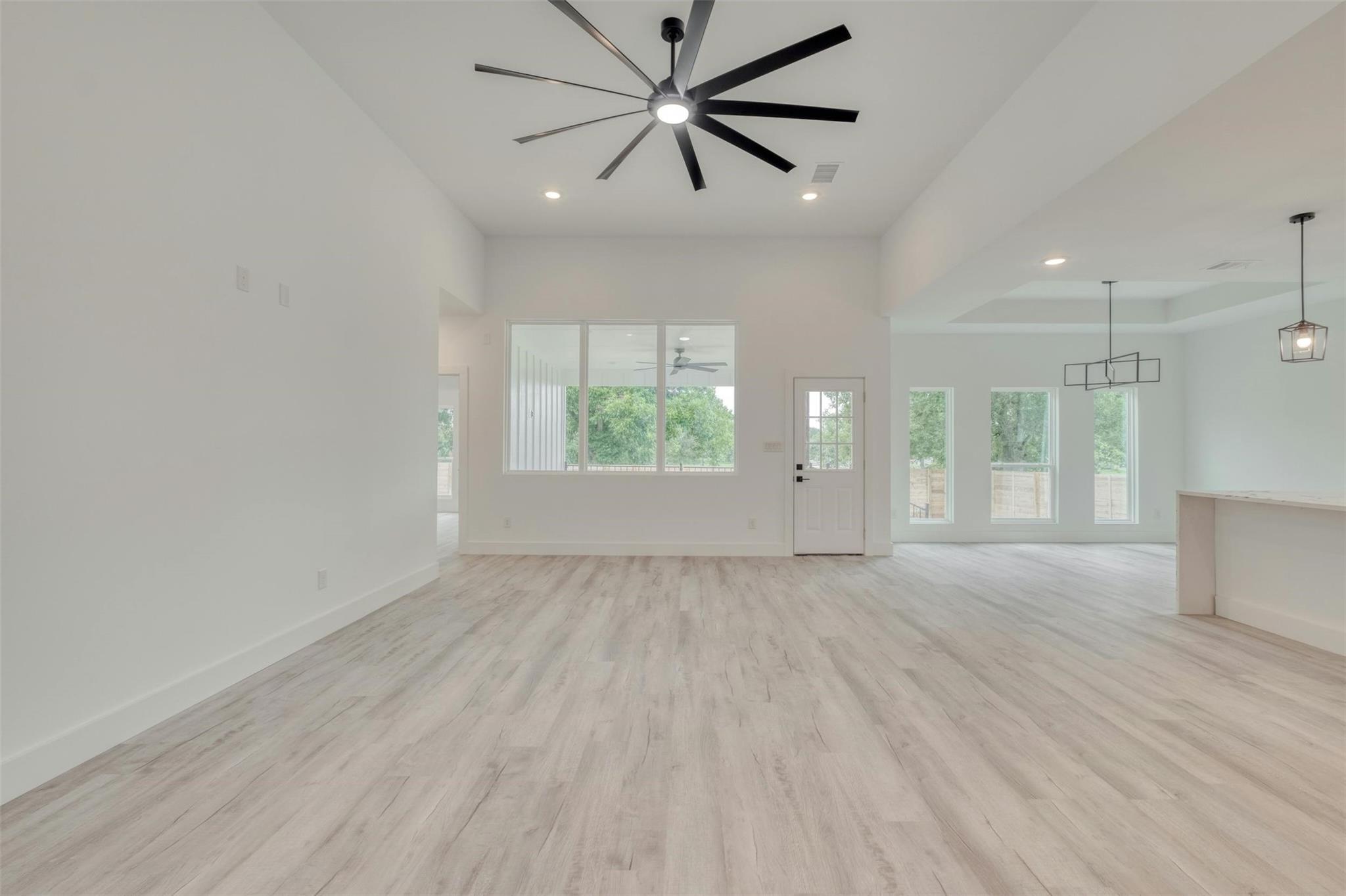 108 Bill St, Elgin, TX 78621