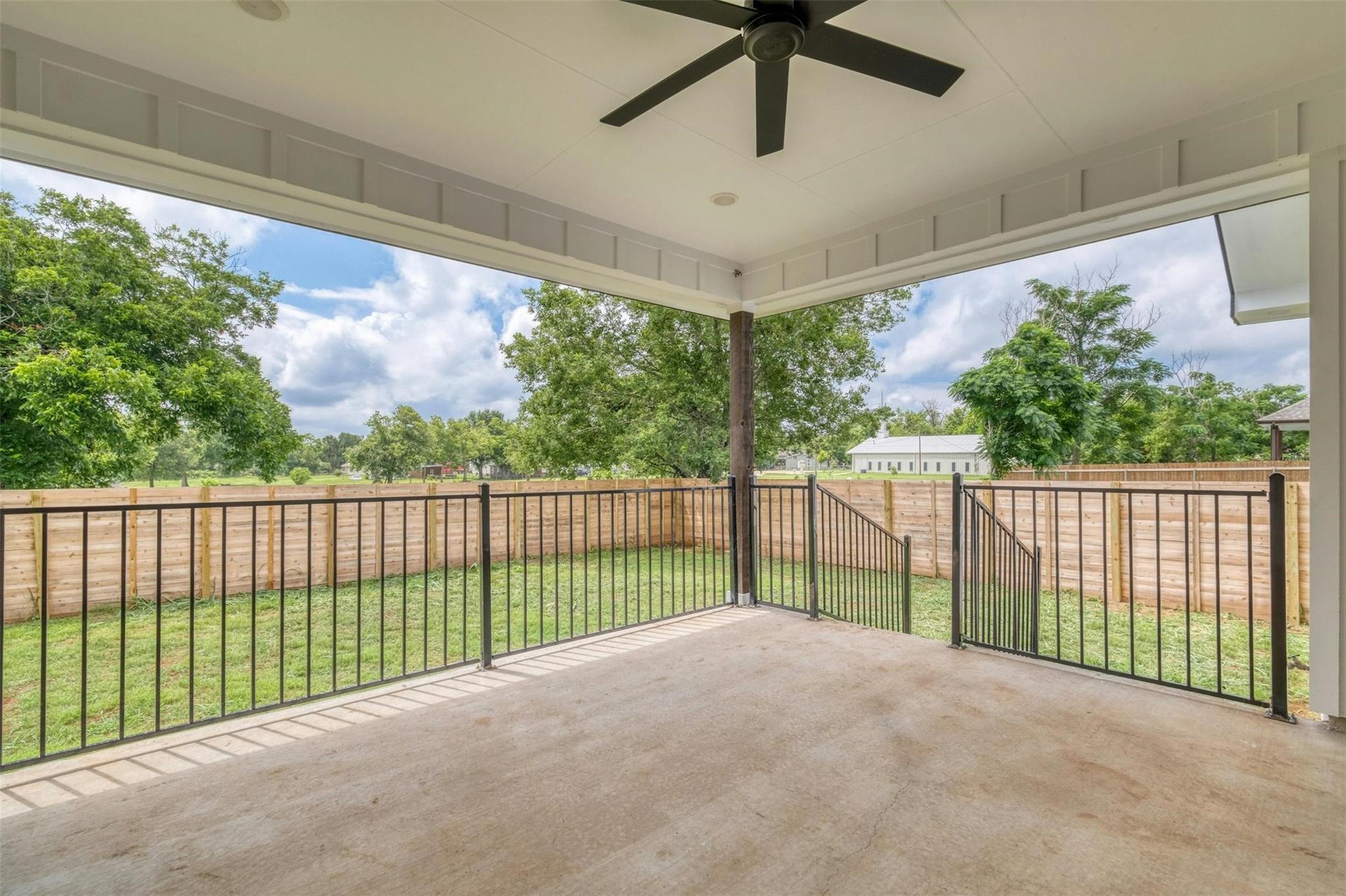 108 Bill St, Elgin, TX 78621