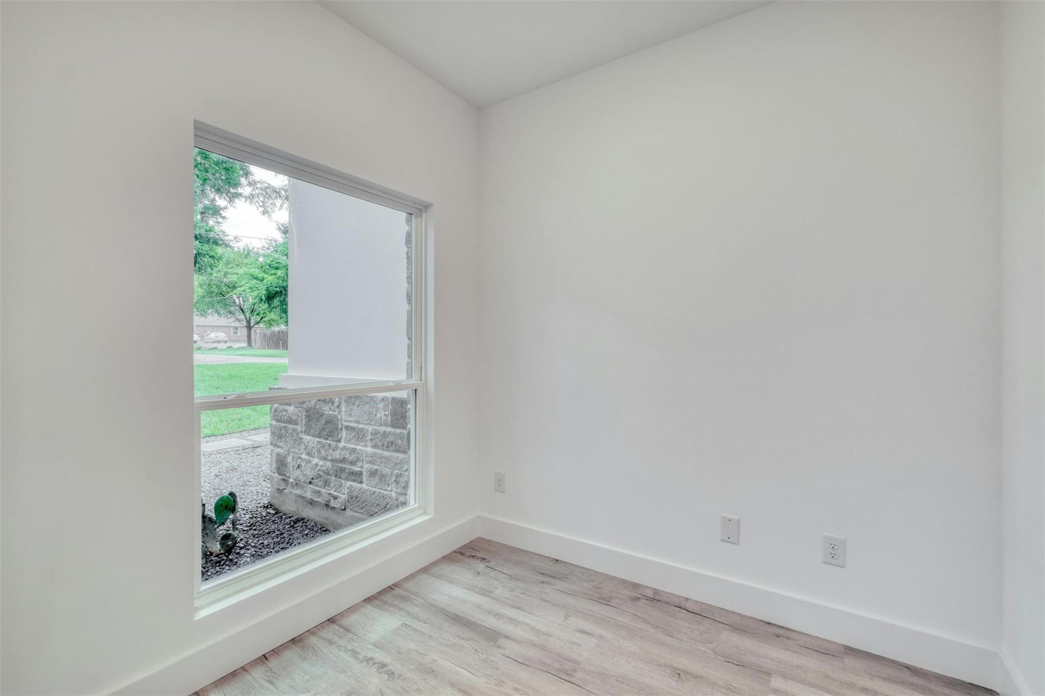 108 Bill St, Elgin, TX 78621