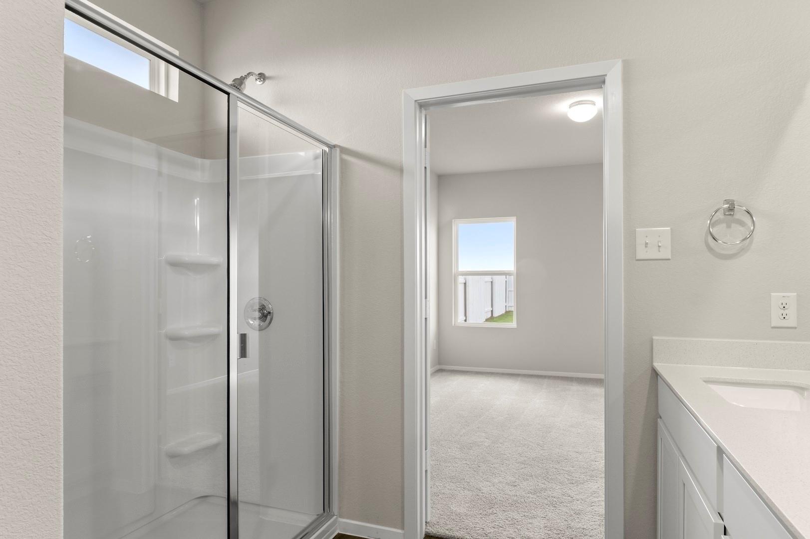 2431 Winding Creek Rd, Kyle, TX 78640